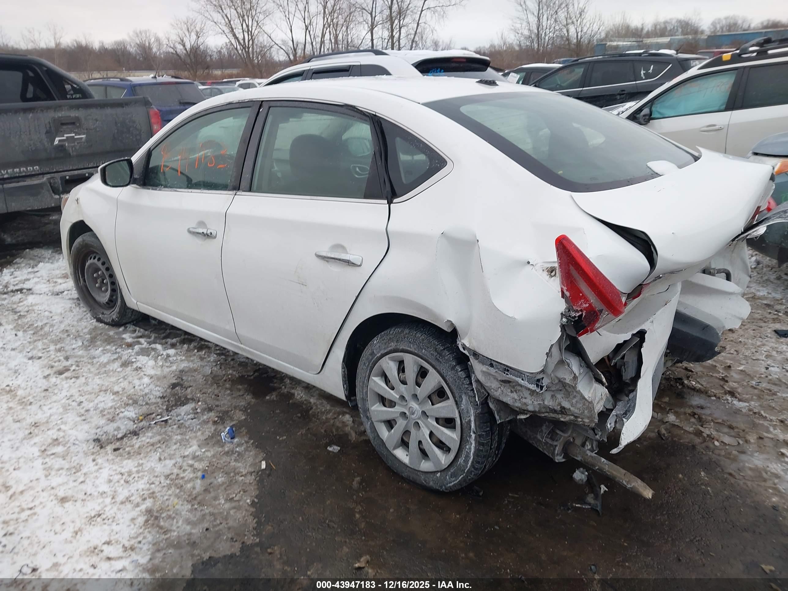 NISSAN SENTRA image 3