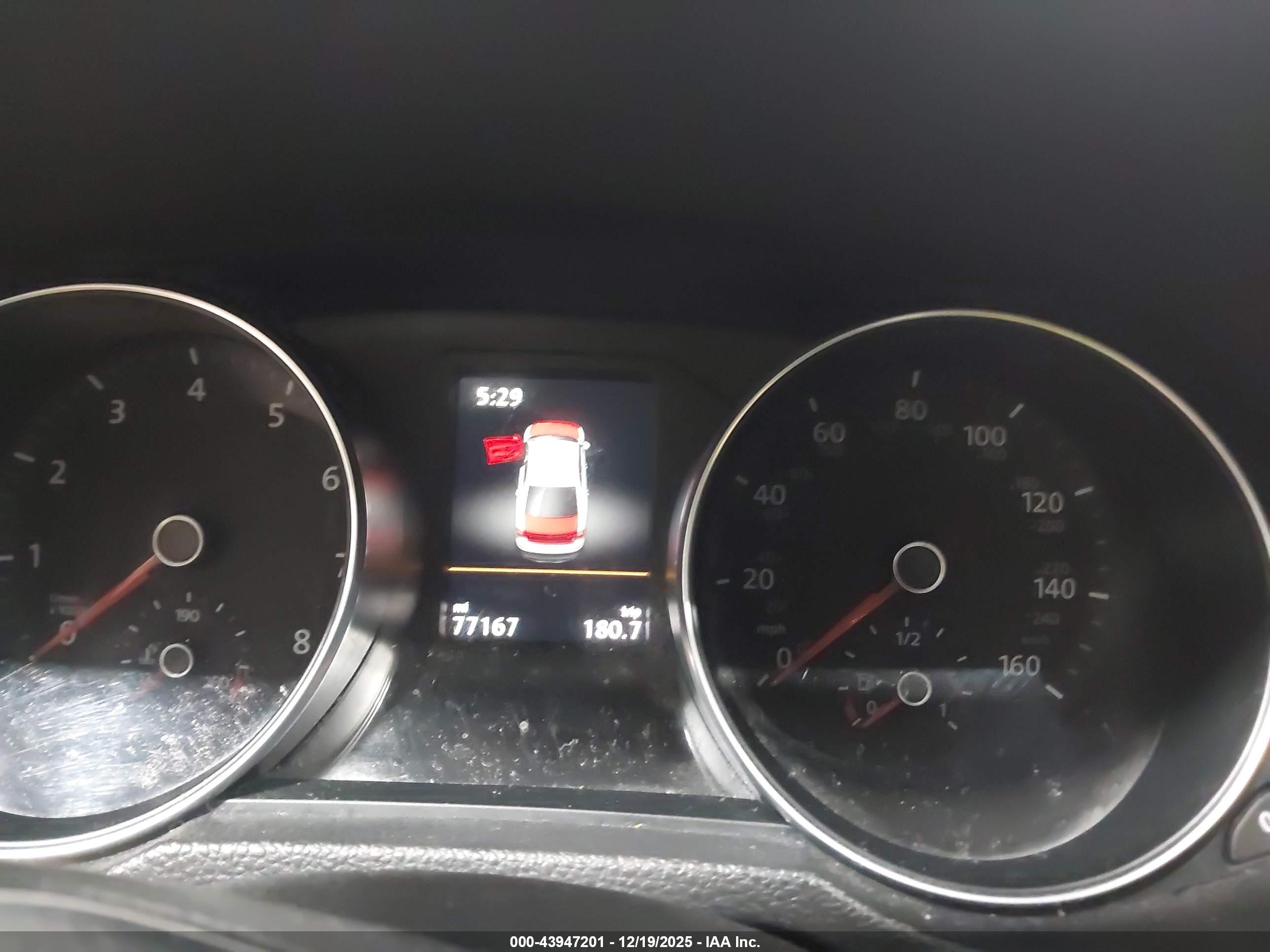 VOLKSWAGEN PASSAT image 7
