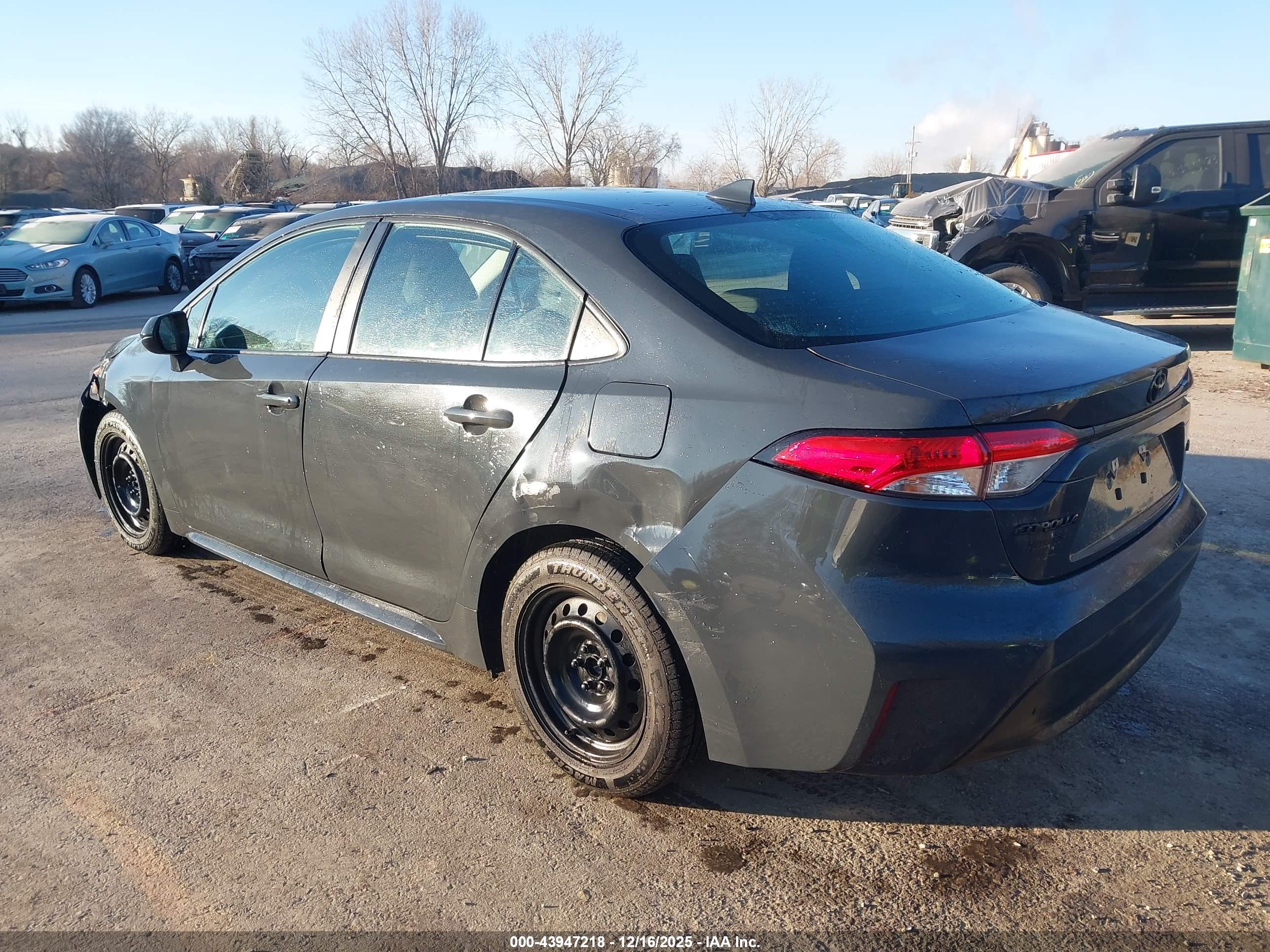 TOYOTA COROLLA image 3