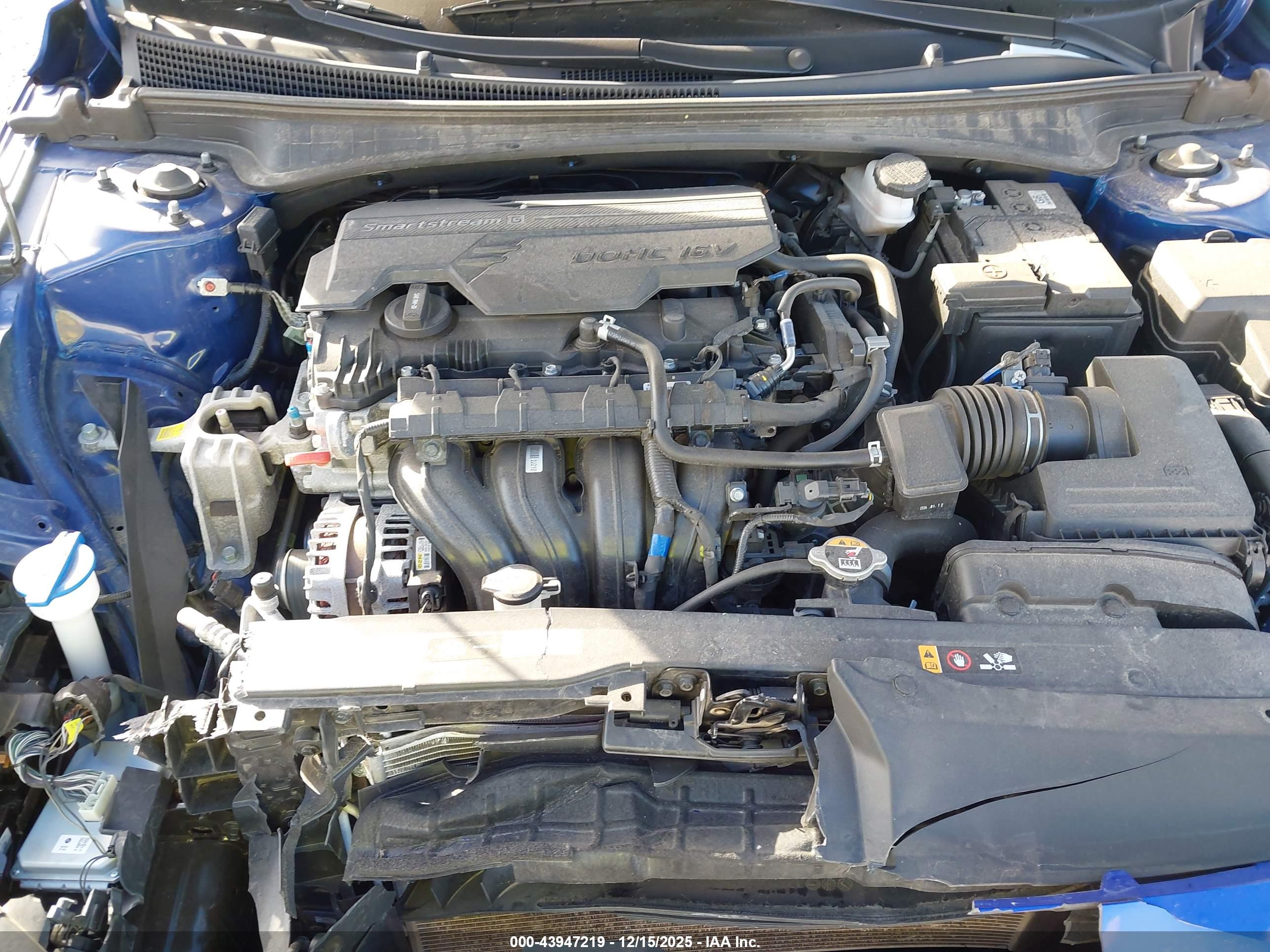 HYUNDAI ELANTRA image 10