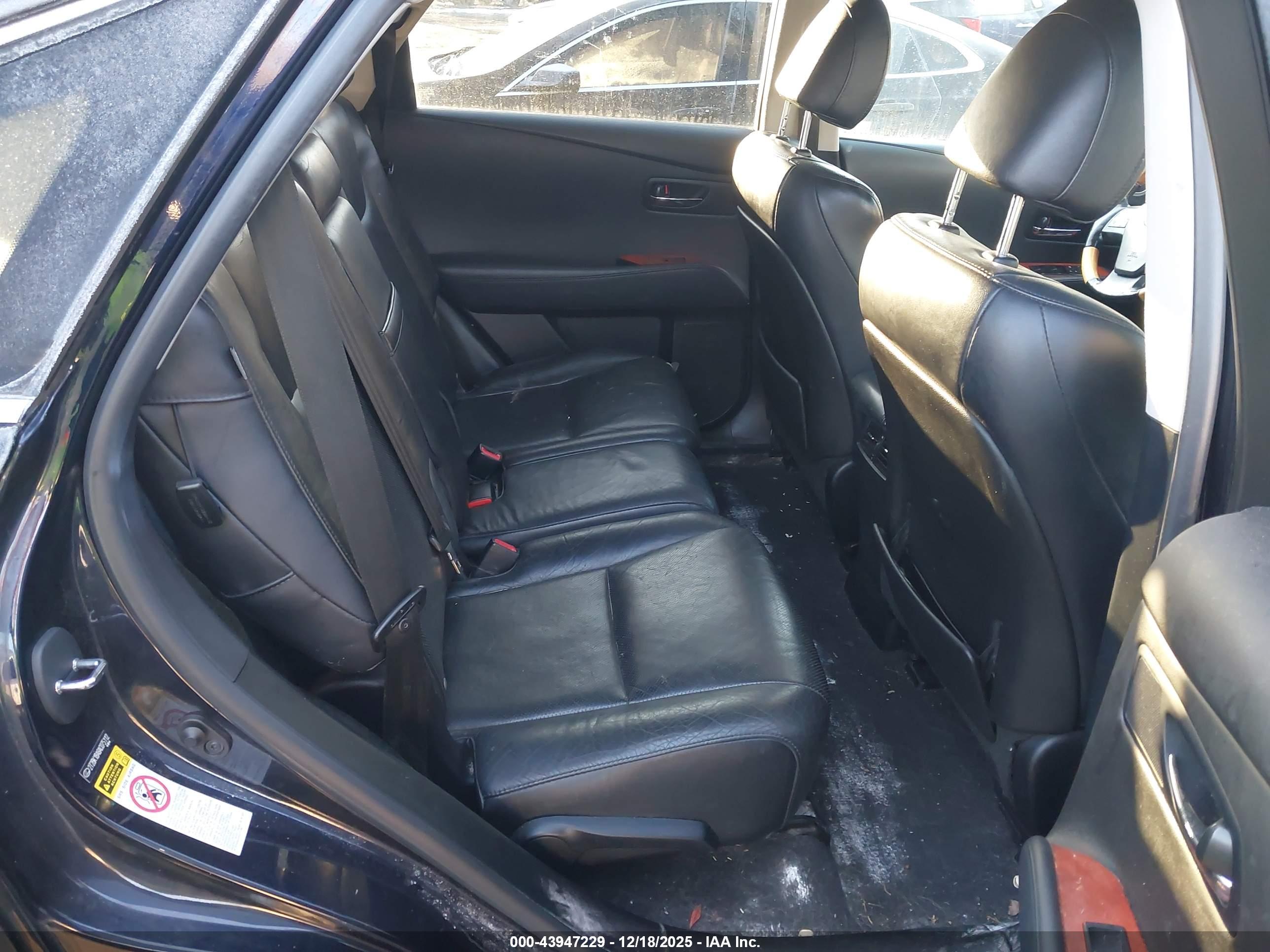 LEXUS RX image 8