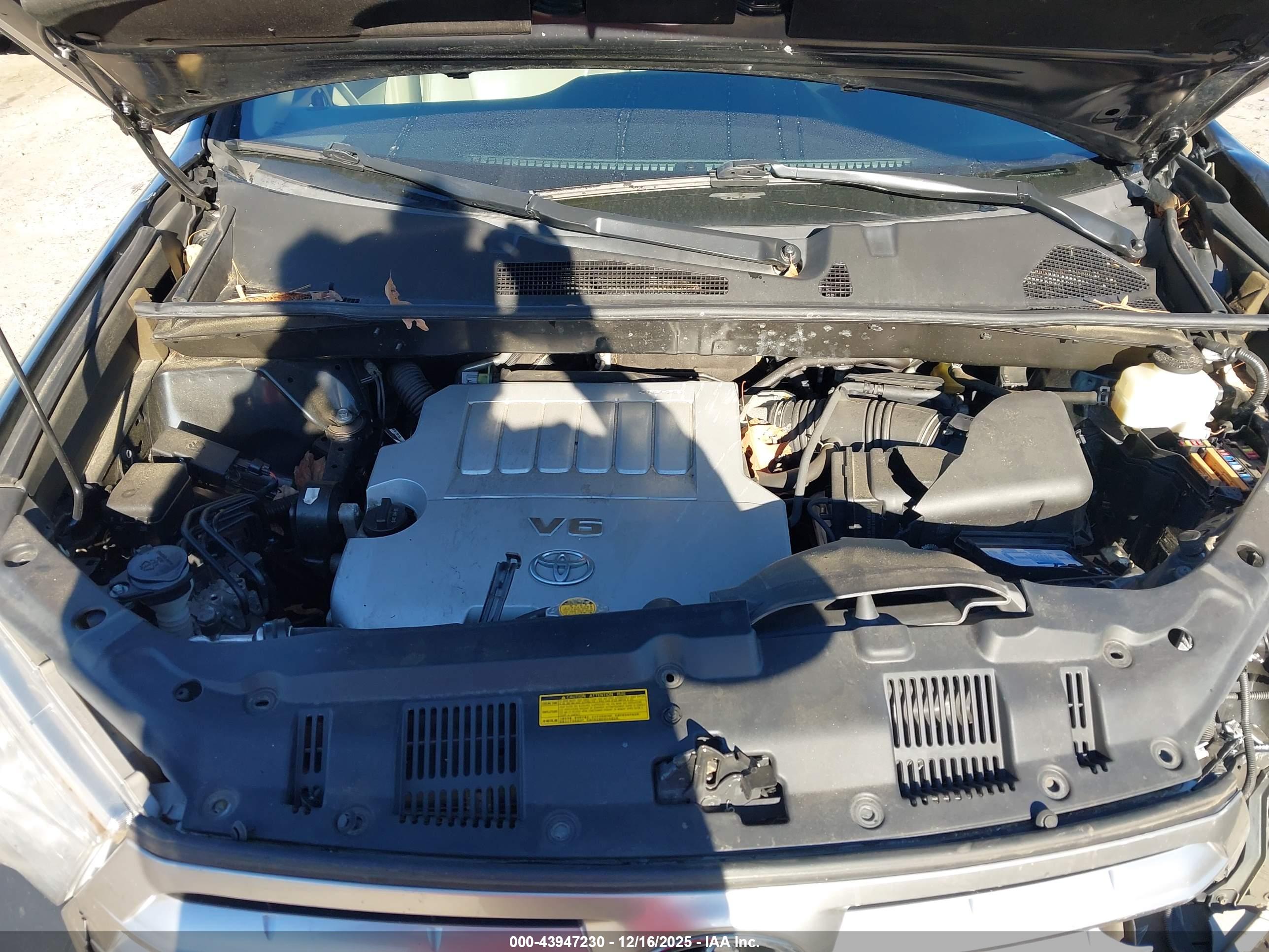 TOYOTA HIGHLANDER image 10