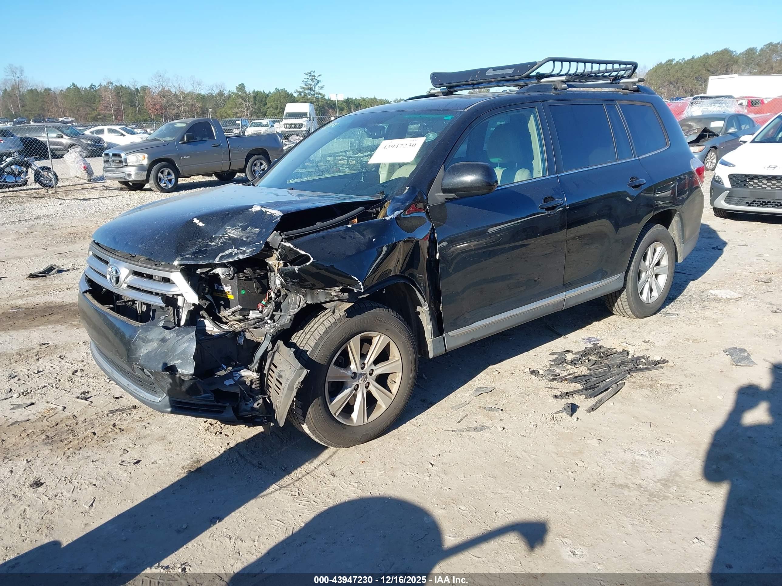 TOYOTA HIGHLANDER image 2