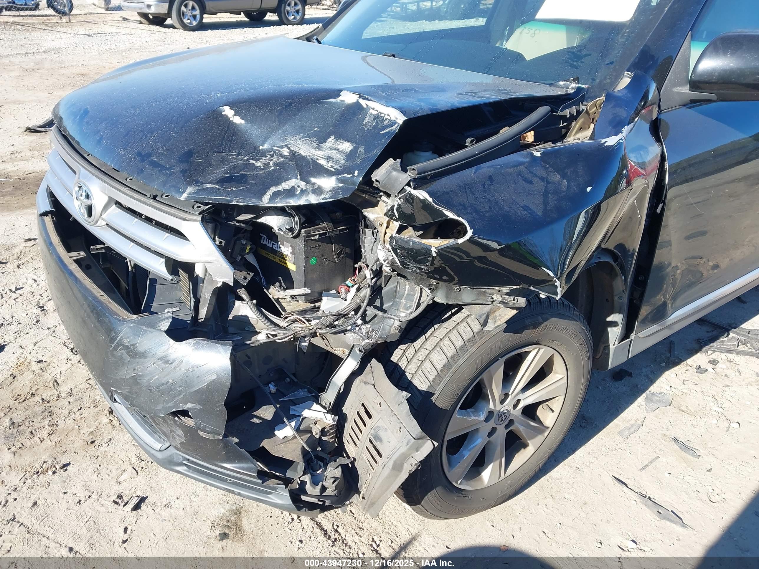 TOYOTA HIGHLANDER image 6