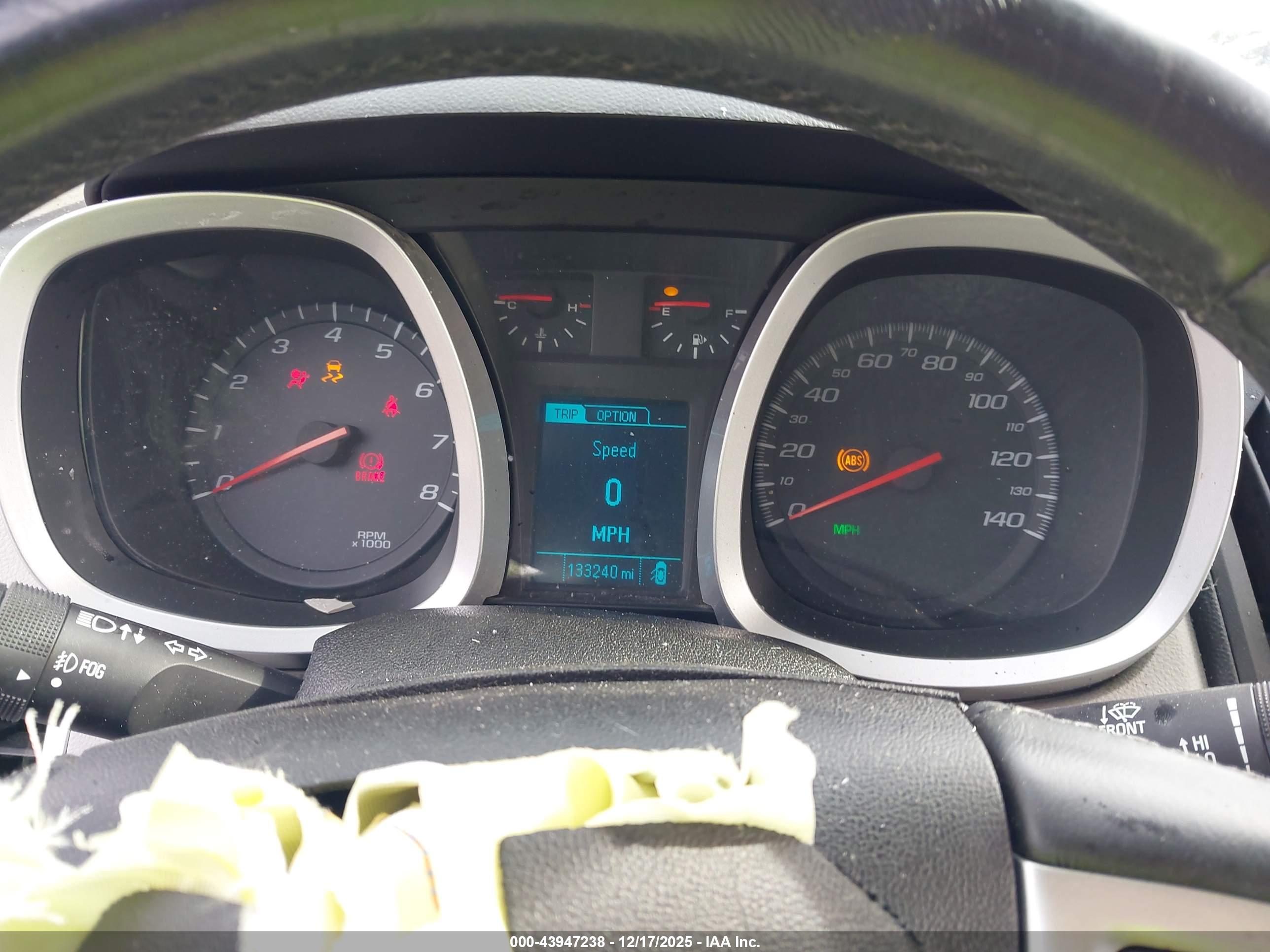 CHEVROLET EQUINOX image 7