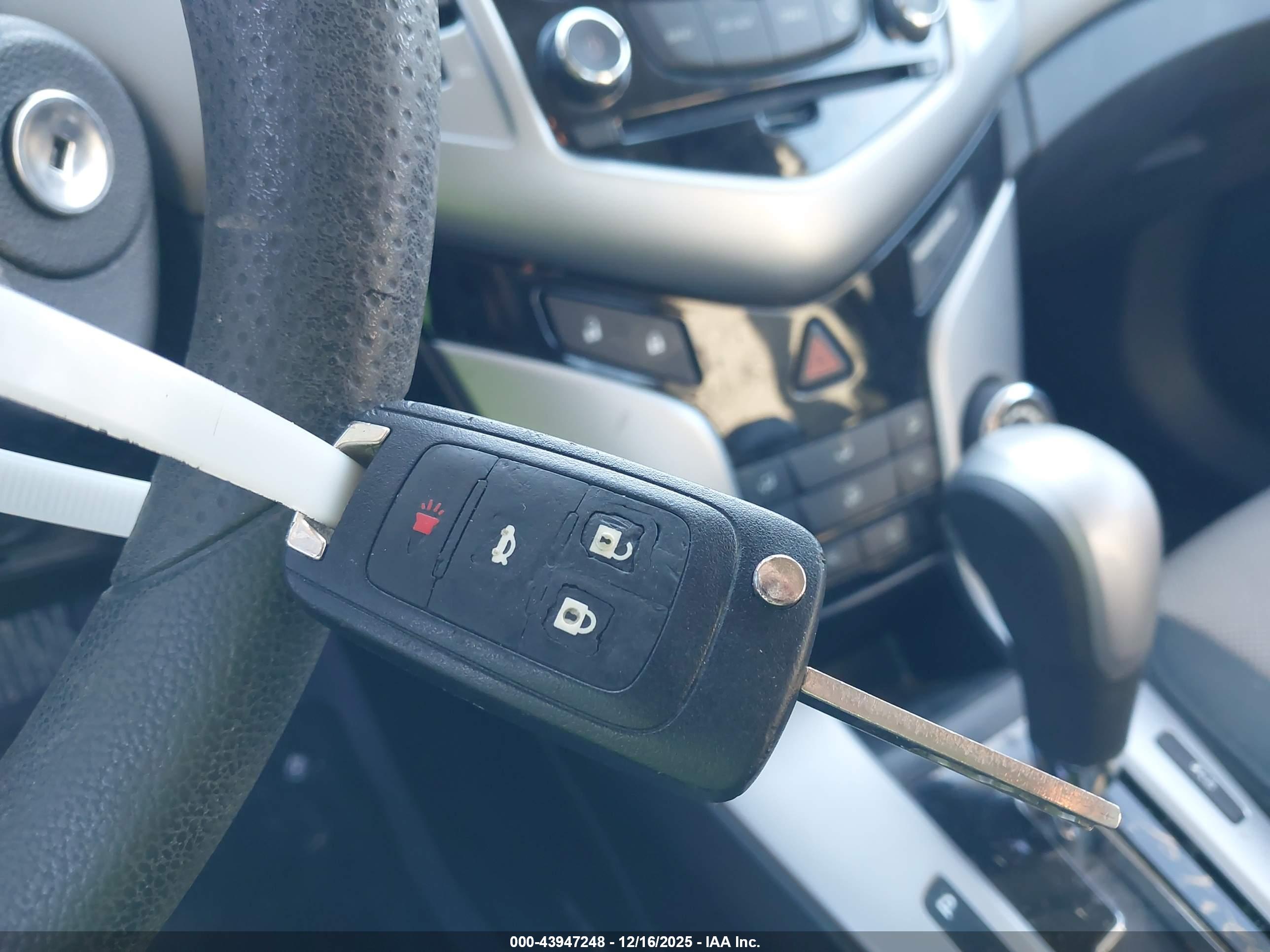 CHEVROLET CRUZE image 11