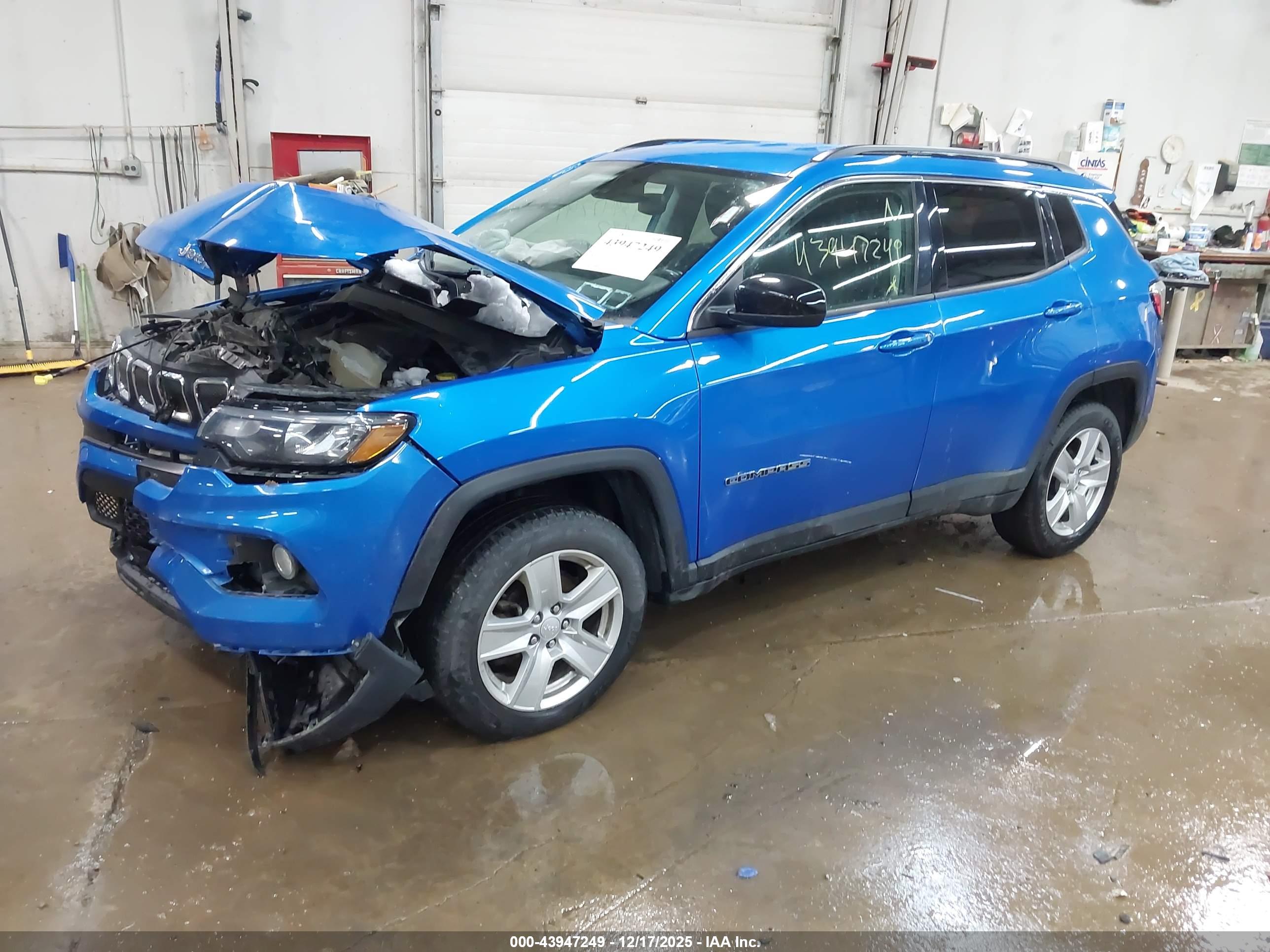 JEEP COMPASS image 2