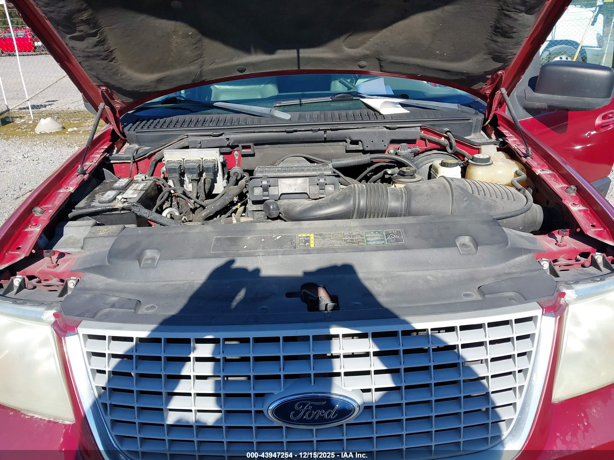 FORD EXPEDITION image 10