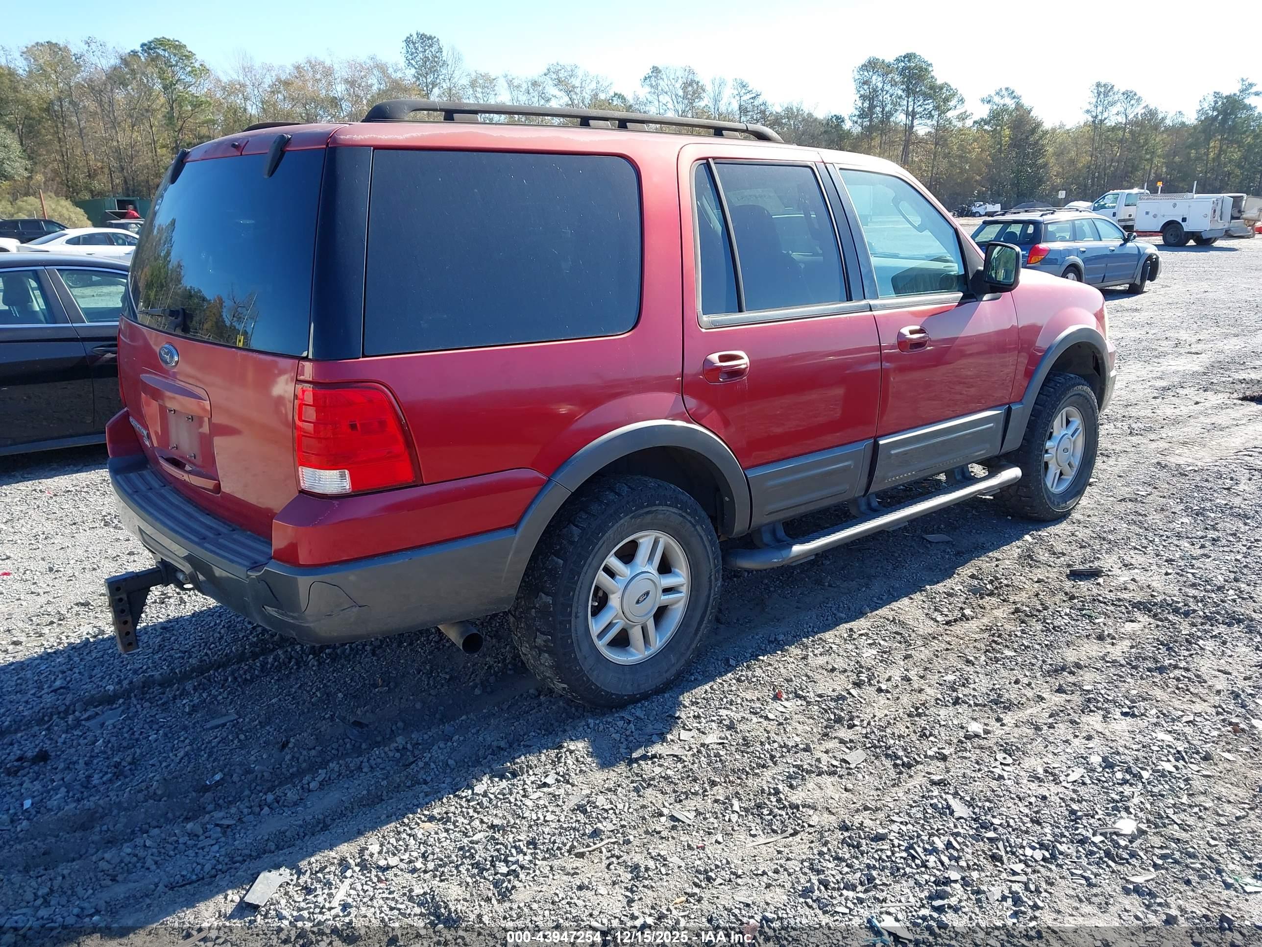 FORD EXPEDITION image 4