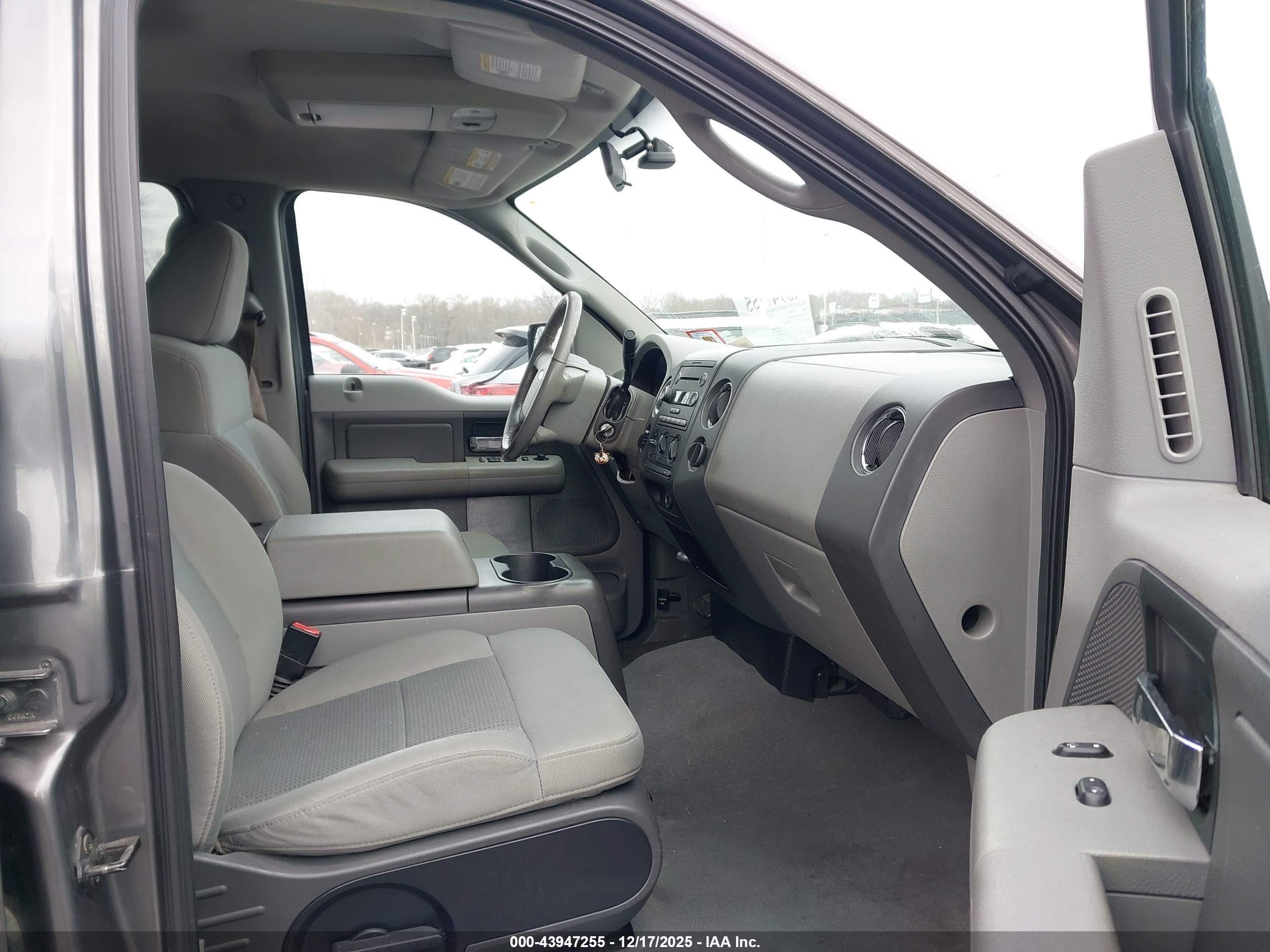 FORD F-150 image 5