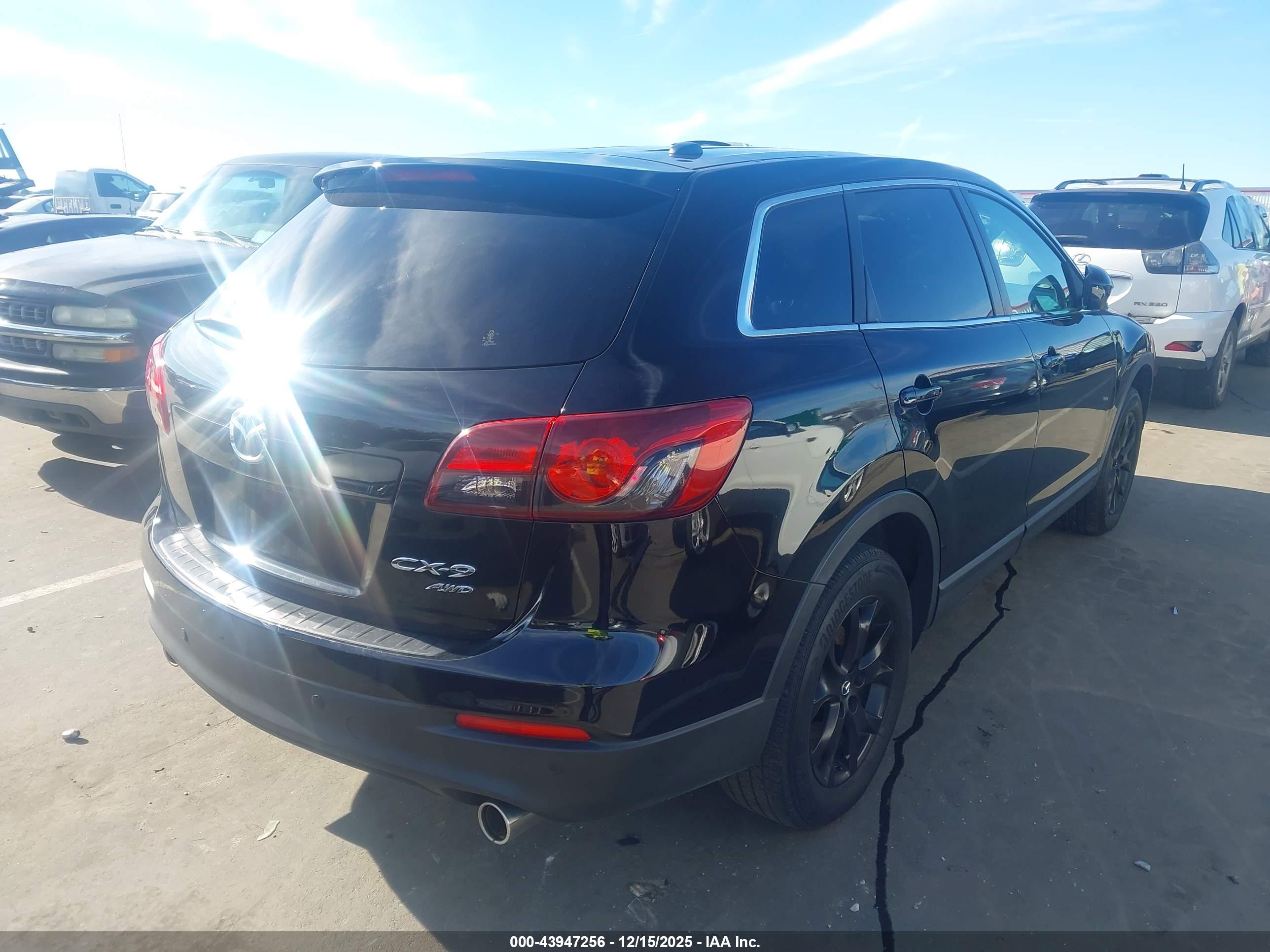 MAZDA CX-9 image 4