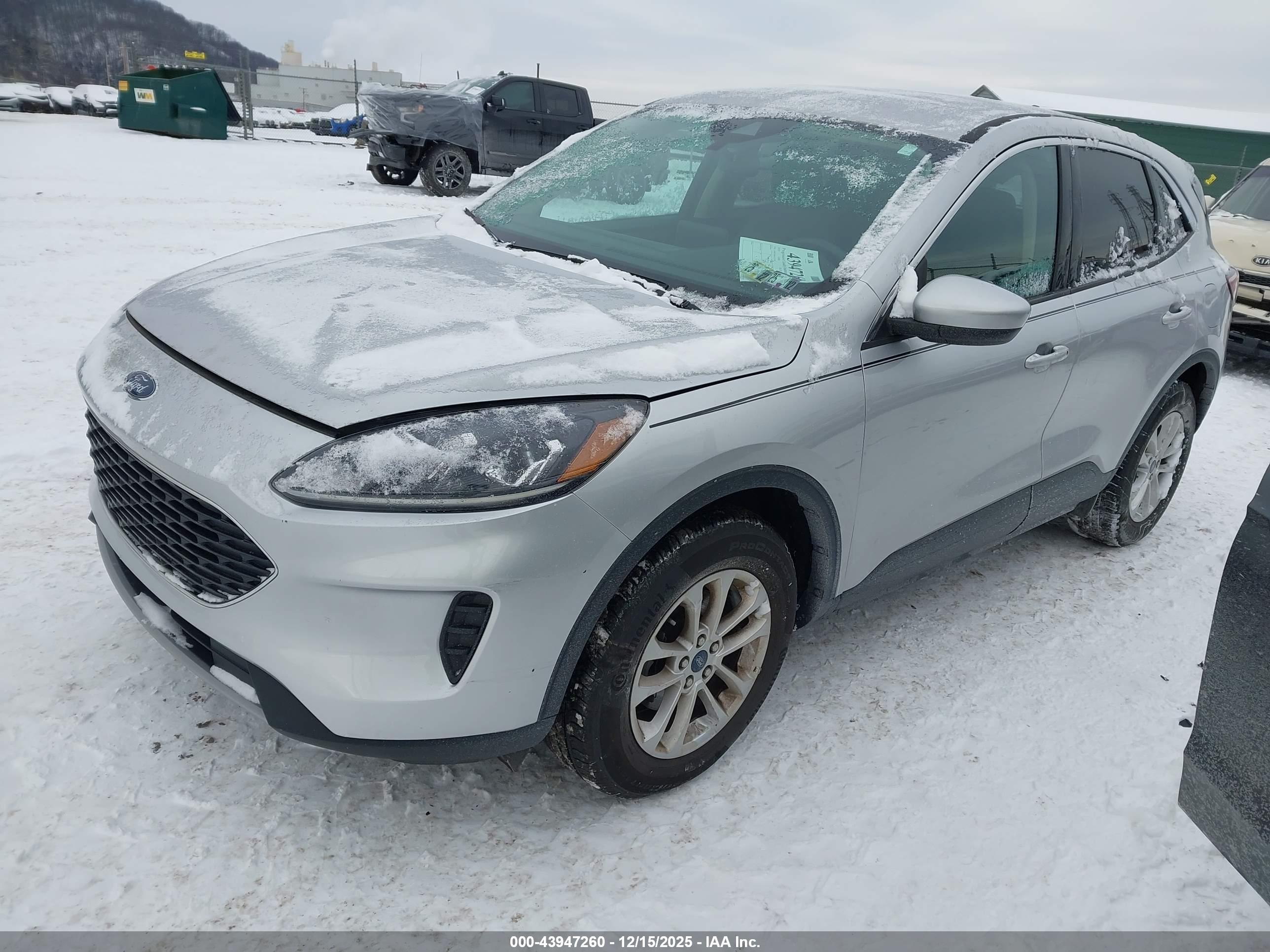 FORD ESCAPE image 2