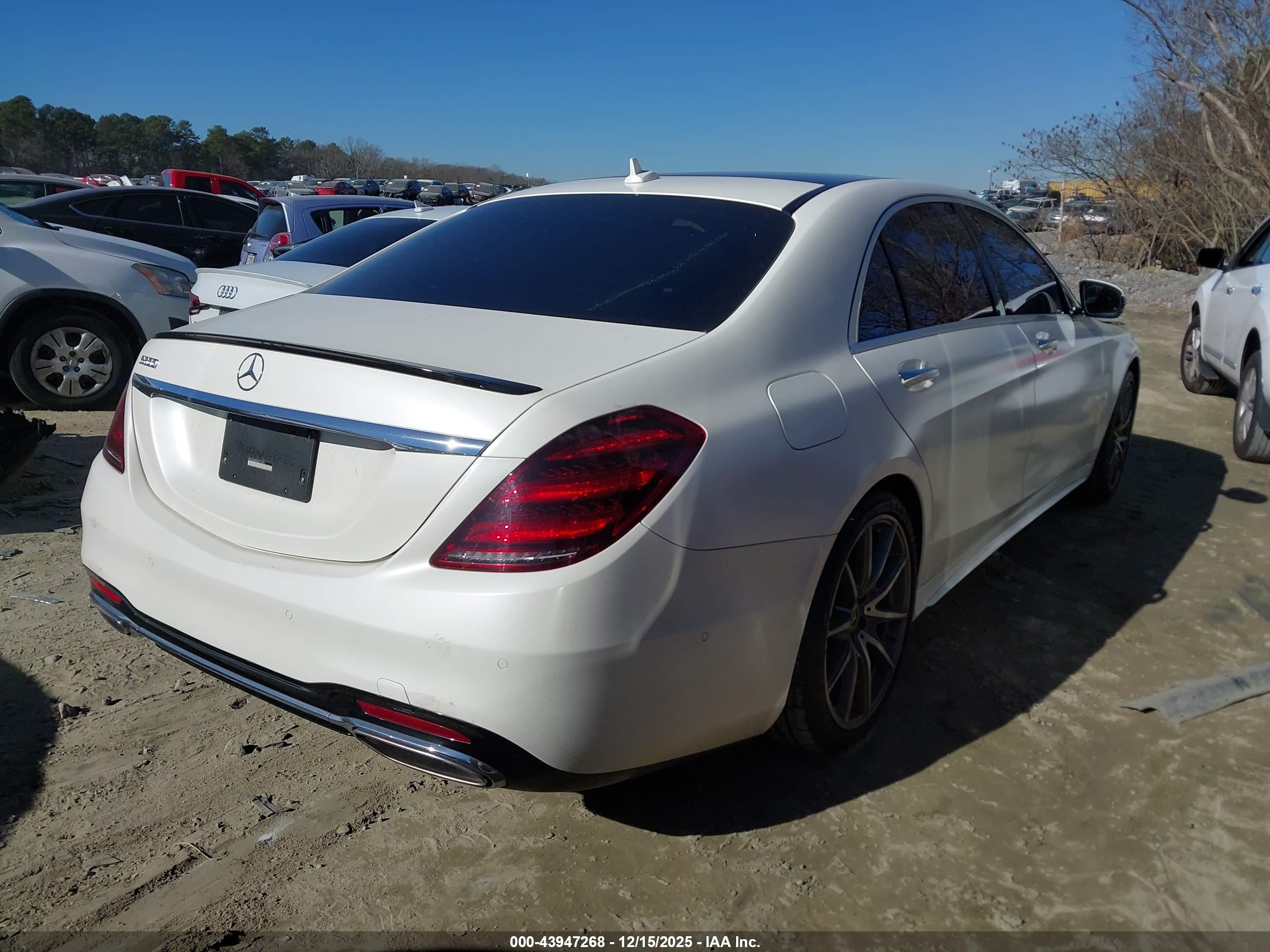 MERCEDES-BENZ S image 4