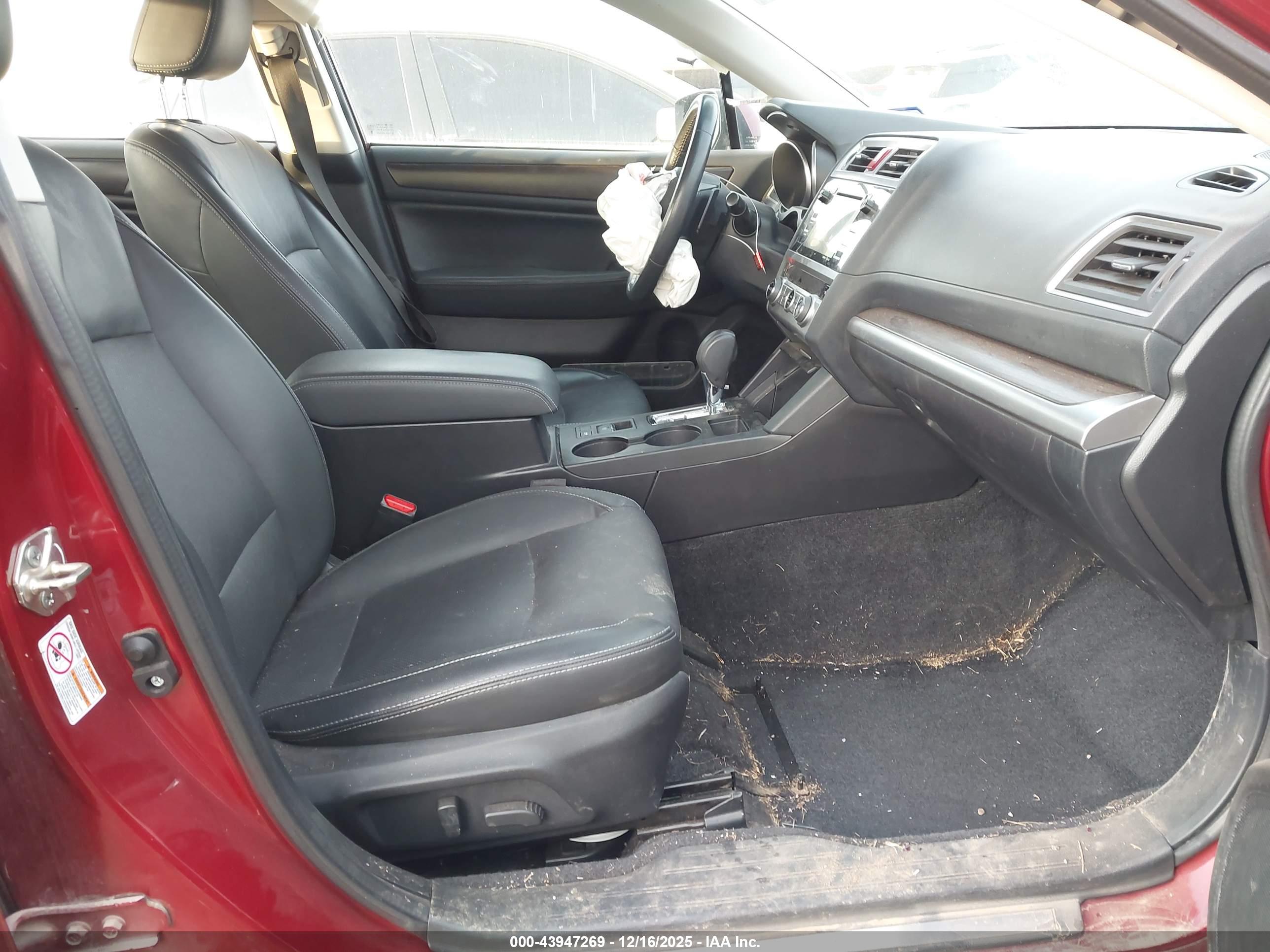 SUBARU LEGACY image 5
