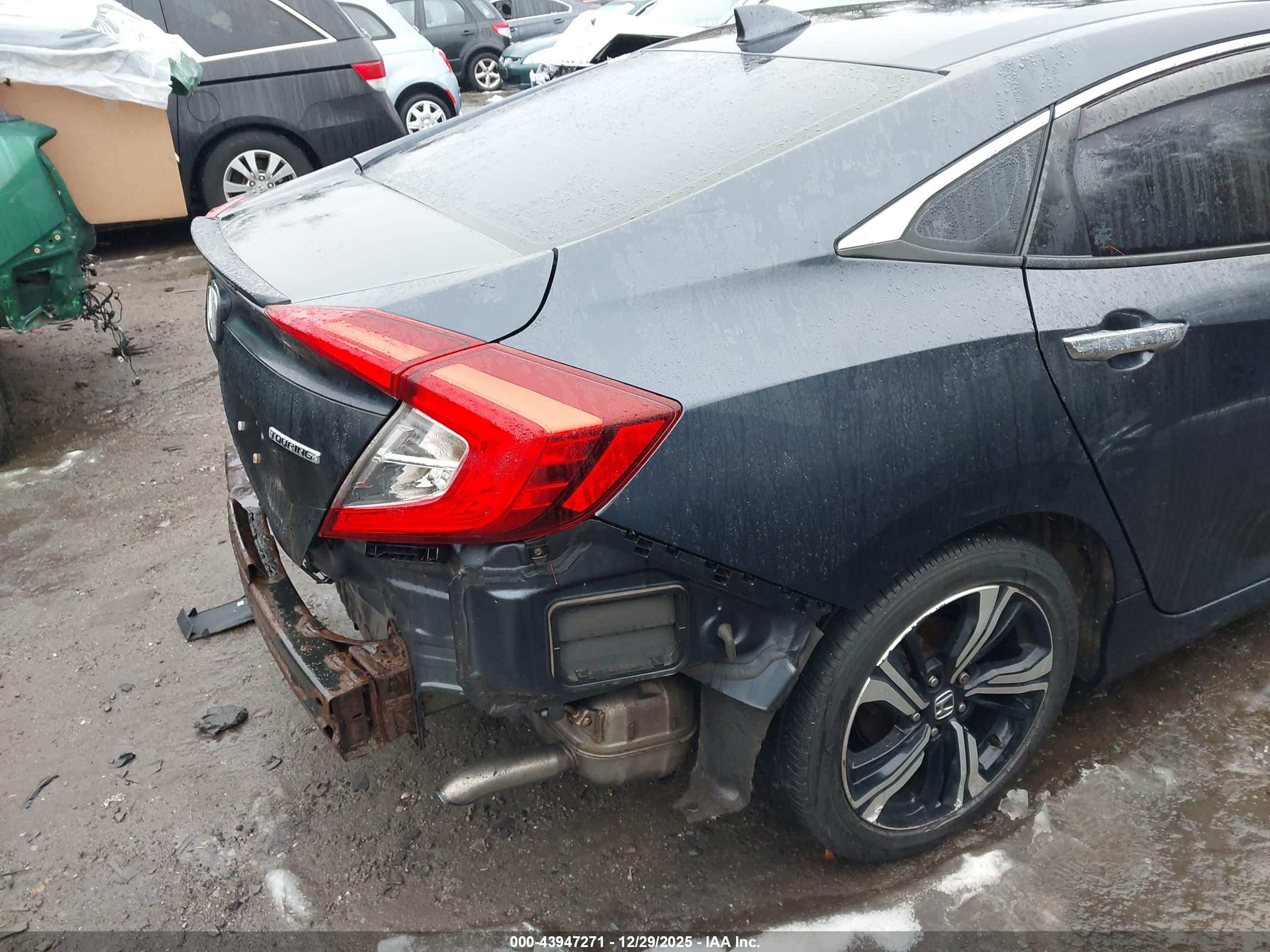 HONDA CIVIC image 4