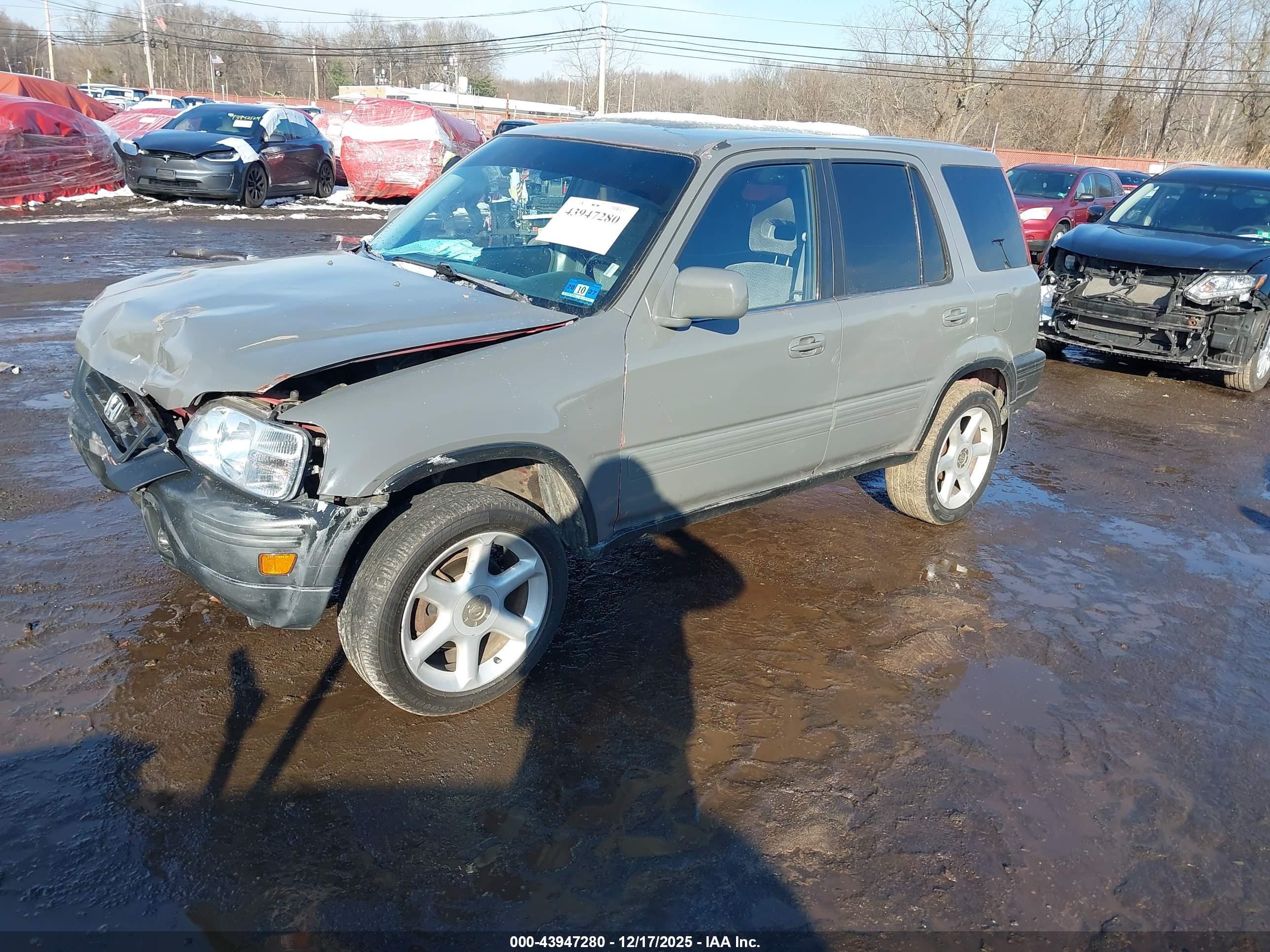 HONDA CR-V image 2