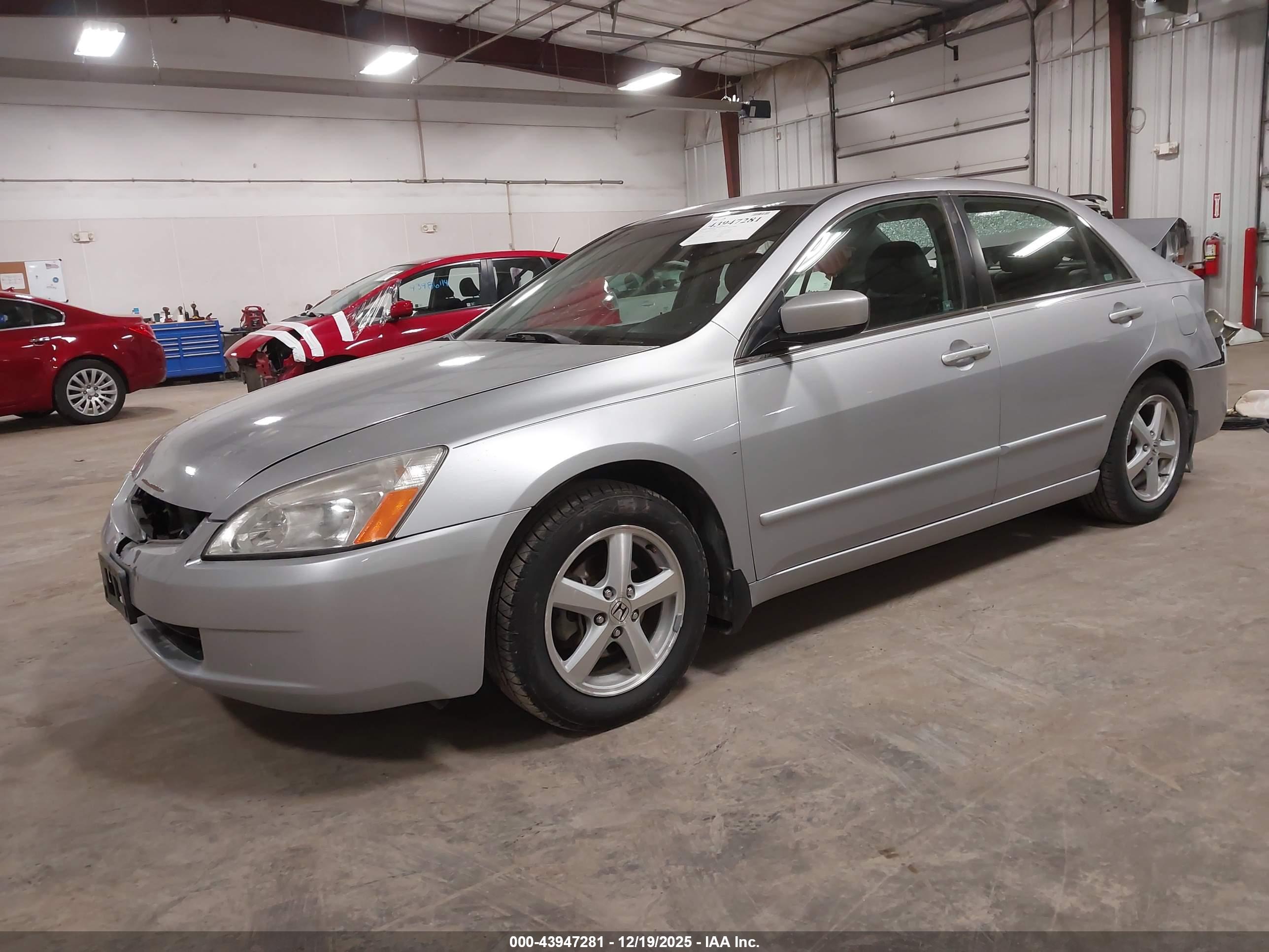 HONDA ACCORD image 2