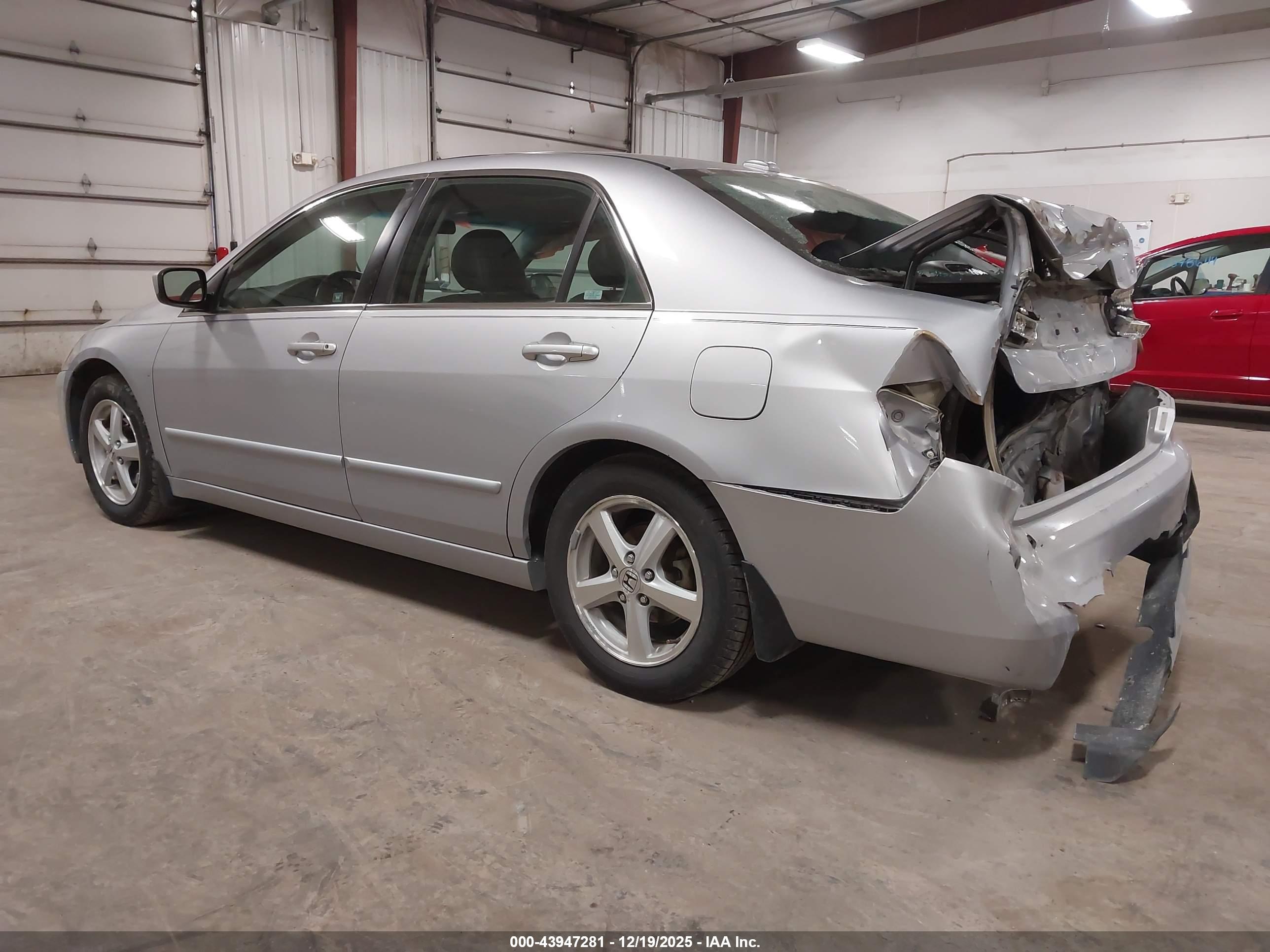 HONDA ACCORD image 3