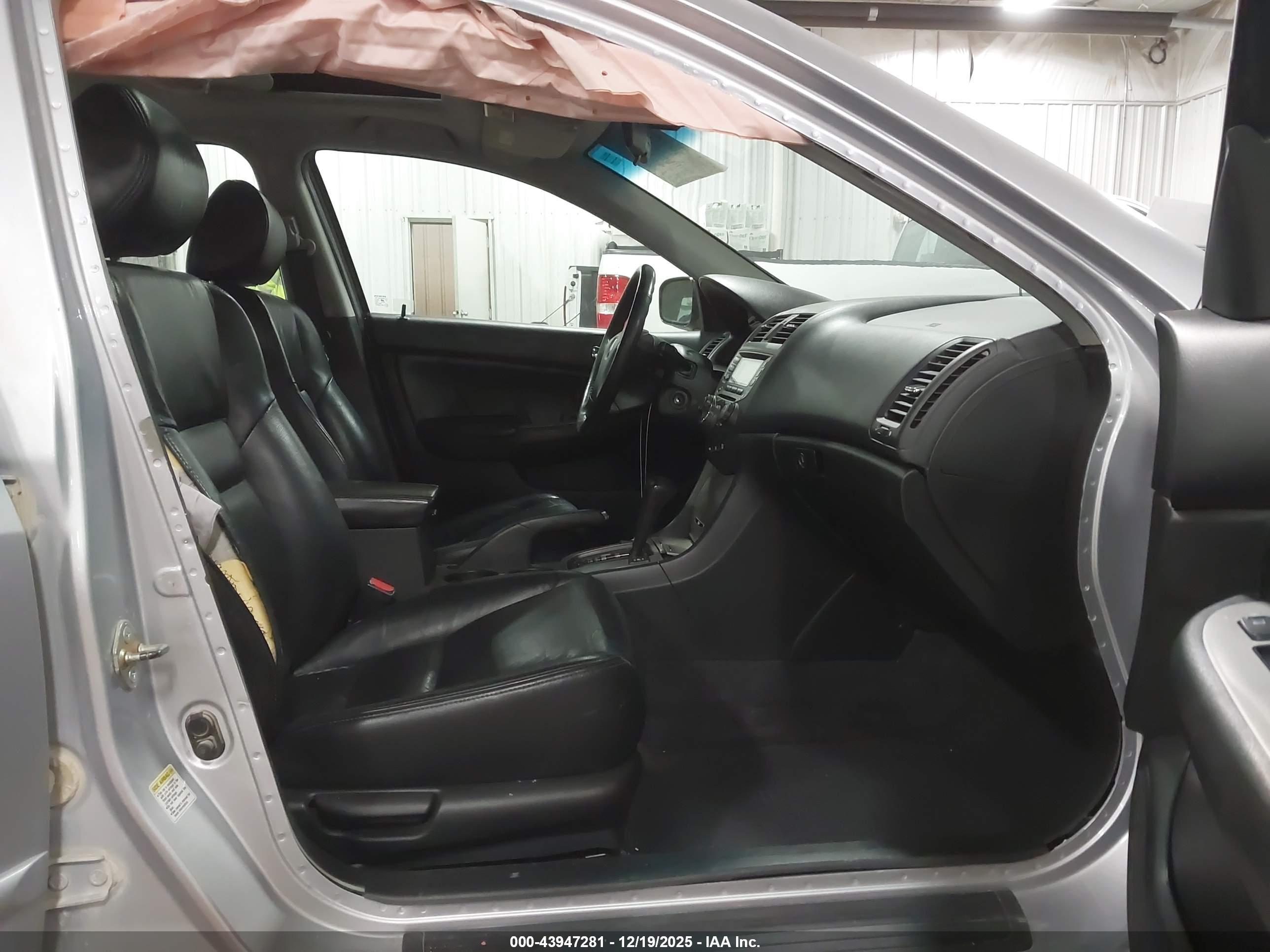 HONDA ACCORD image 5