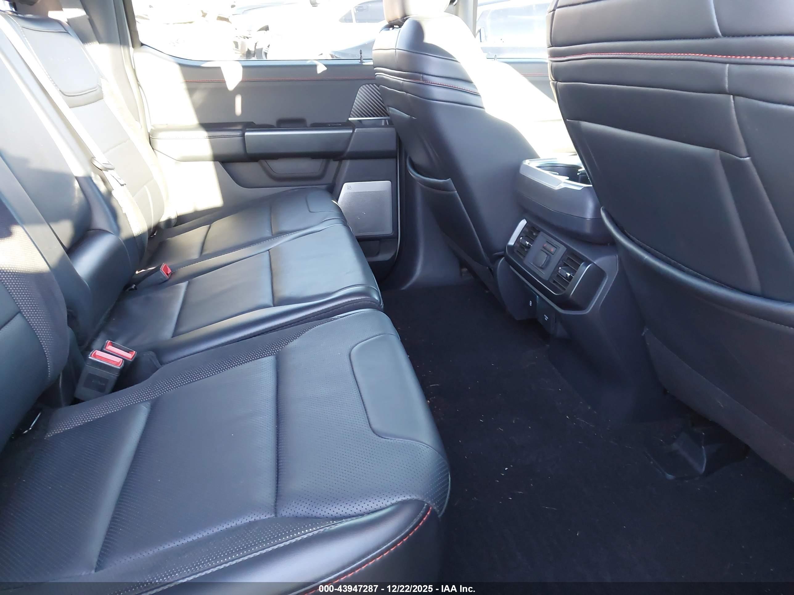 FORD F-150 image 8