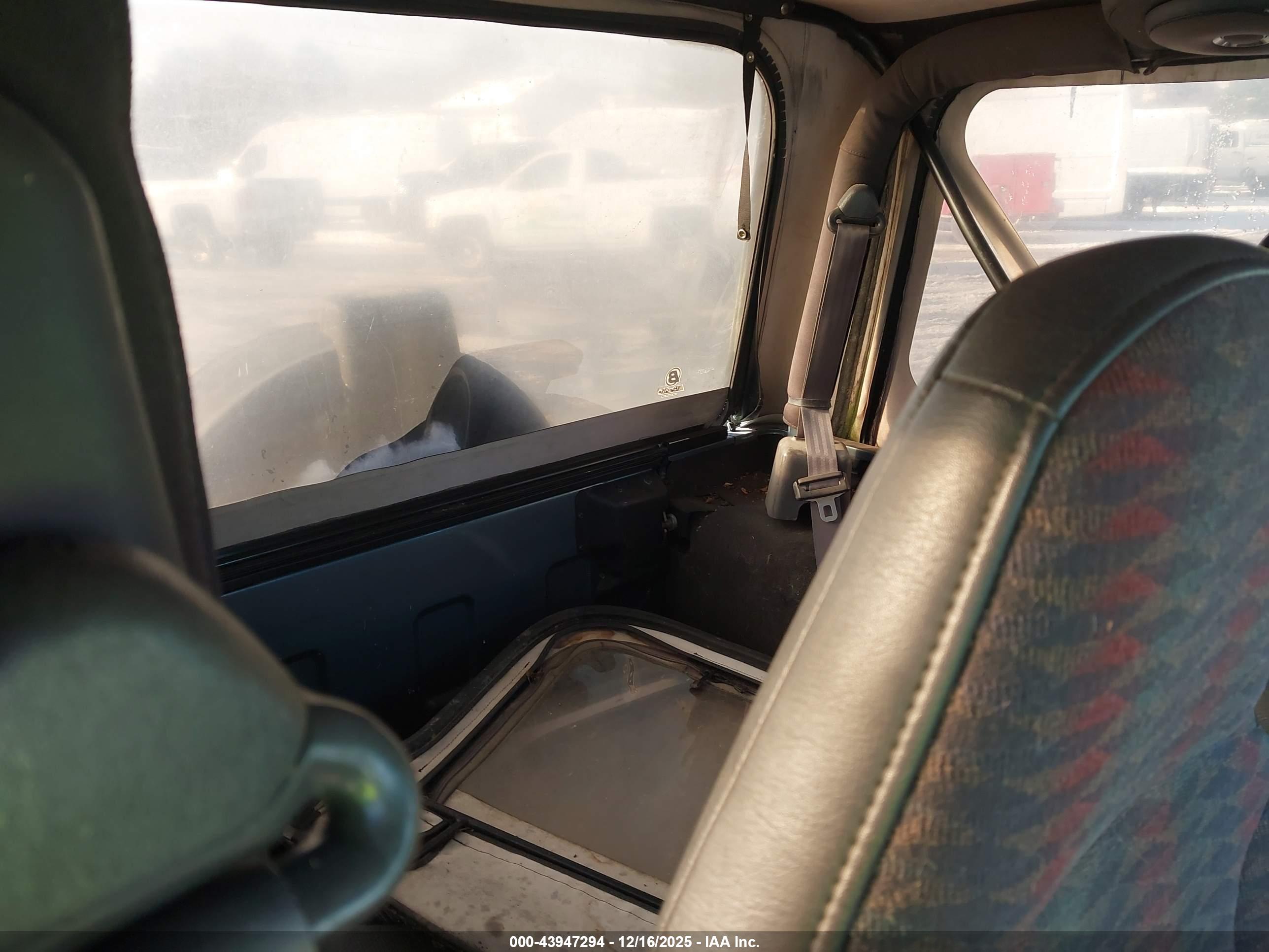 JEEP WRANGLER image 8
