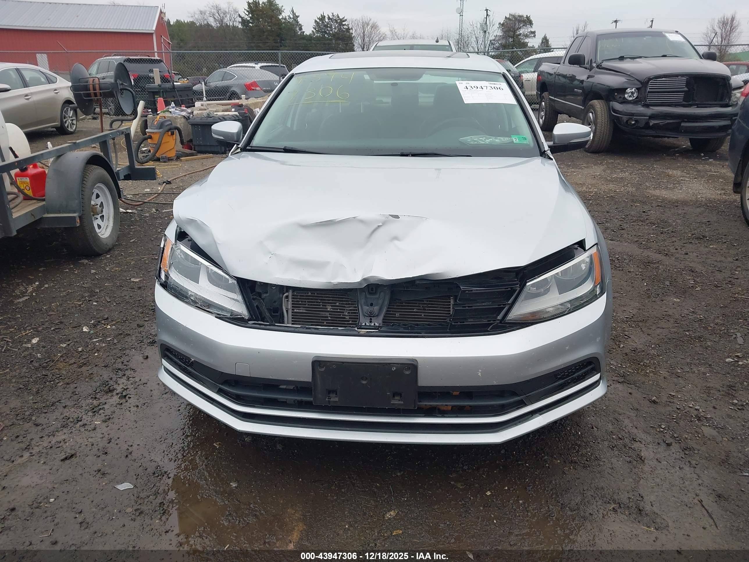 VOLKSWAGEN JETTA image 6
