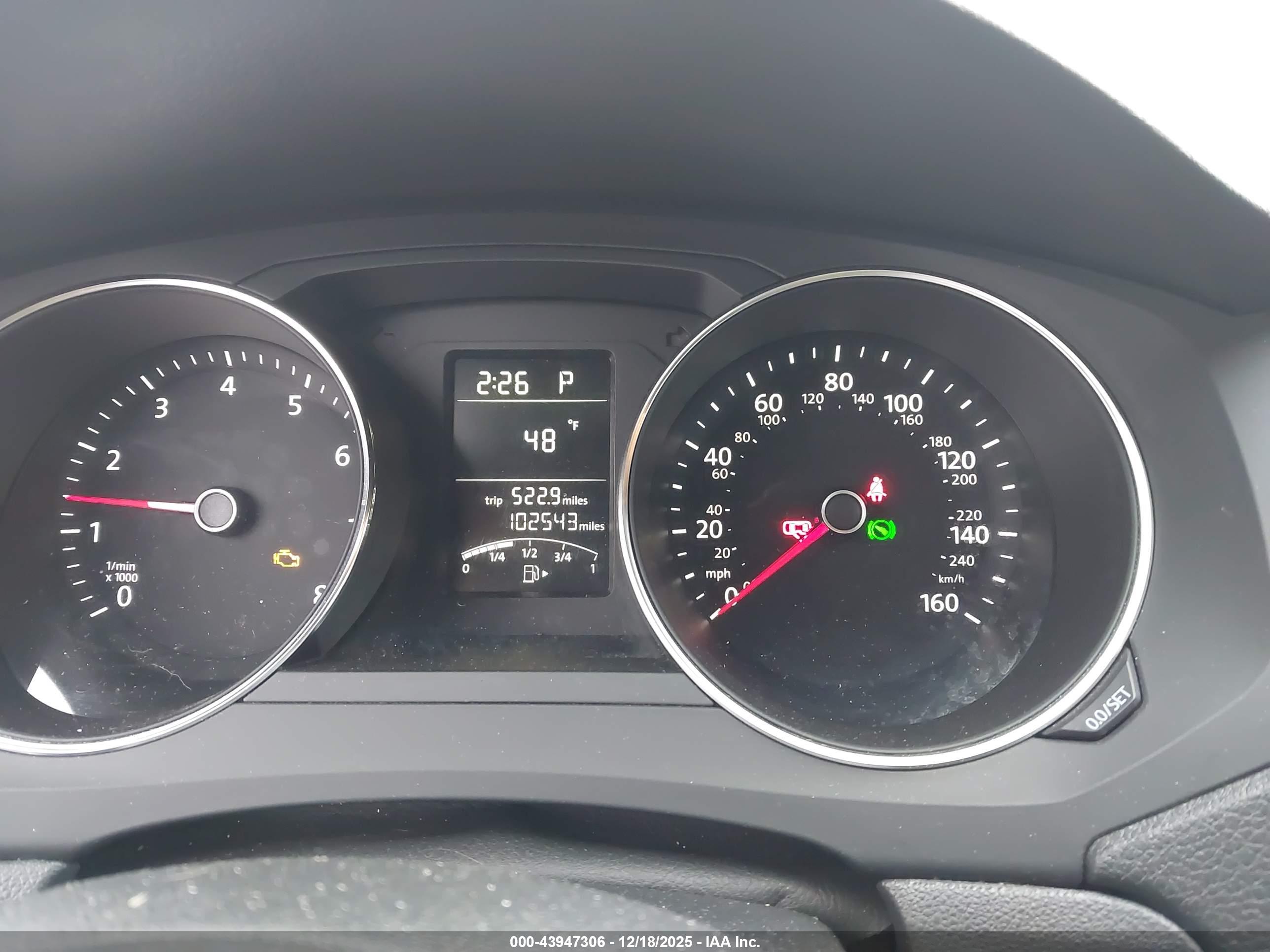 VOLKSWAGEN JETTA image 7