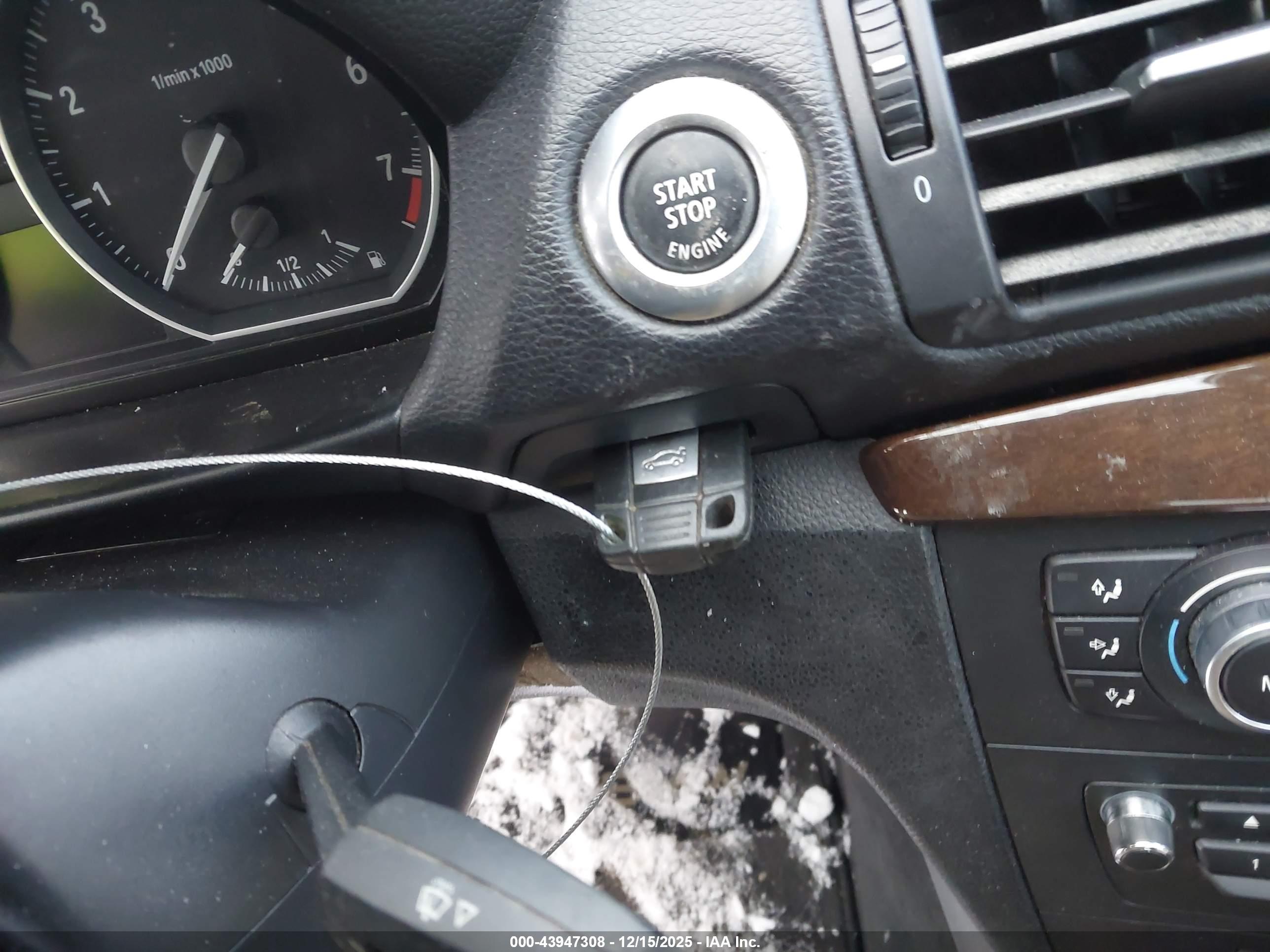 BMW 128I image 11