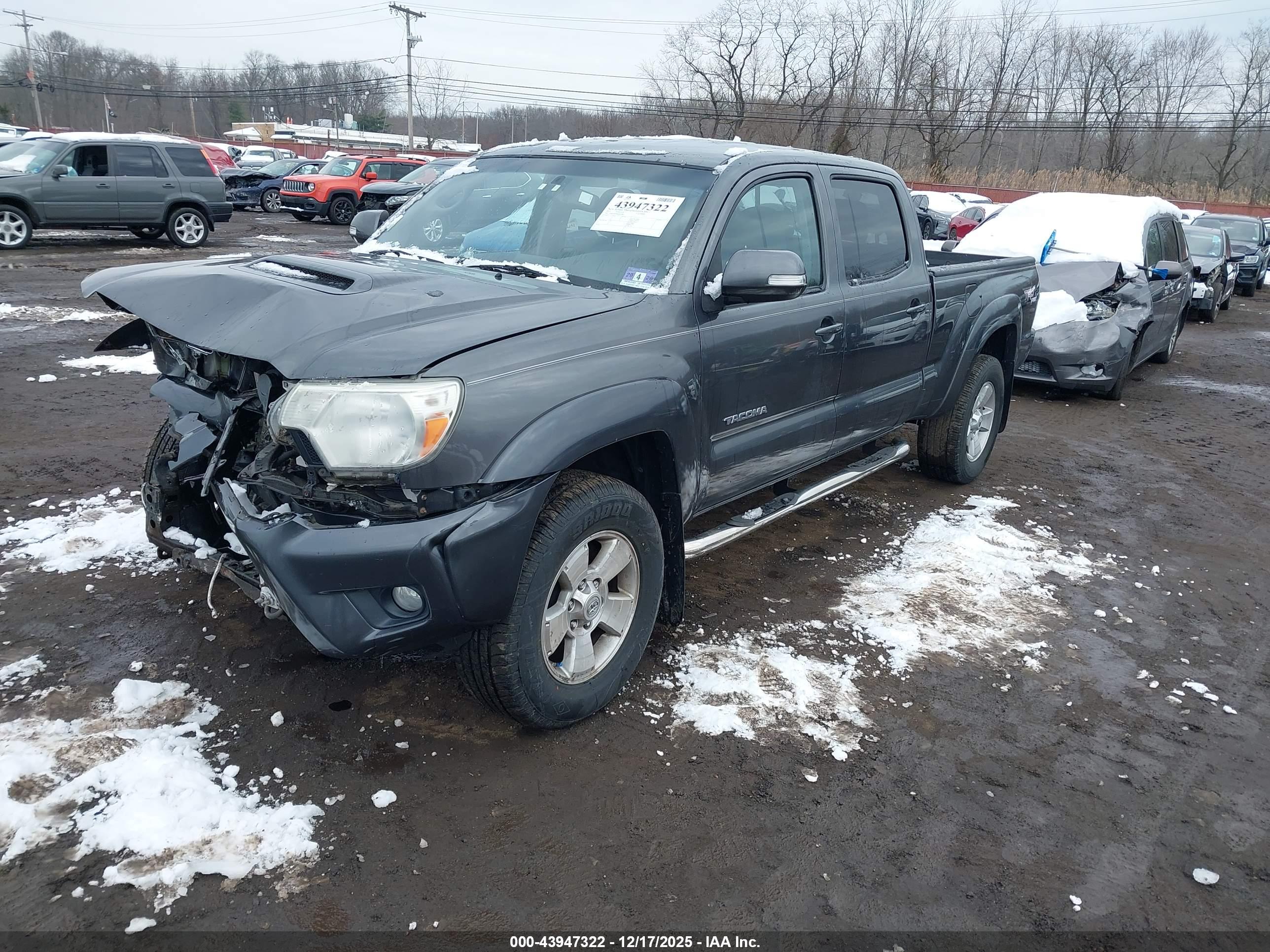 TOYOTA TACOMA image 2
