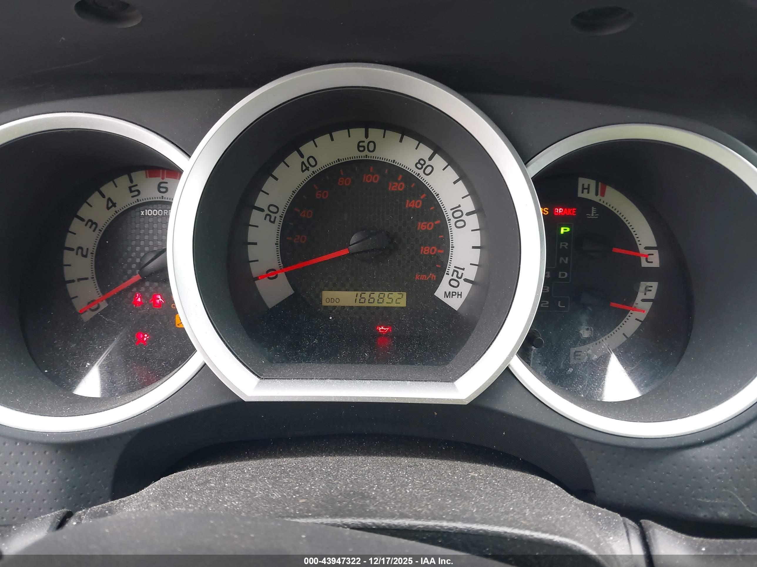 TOYOTA TACOMA image 7