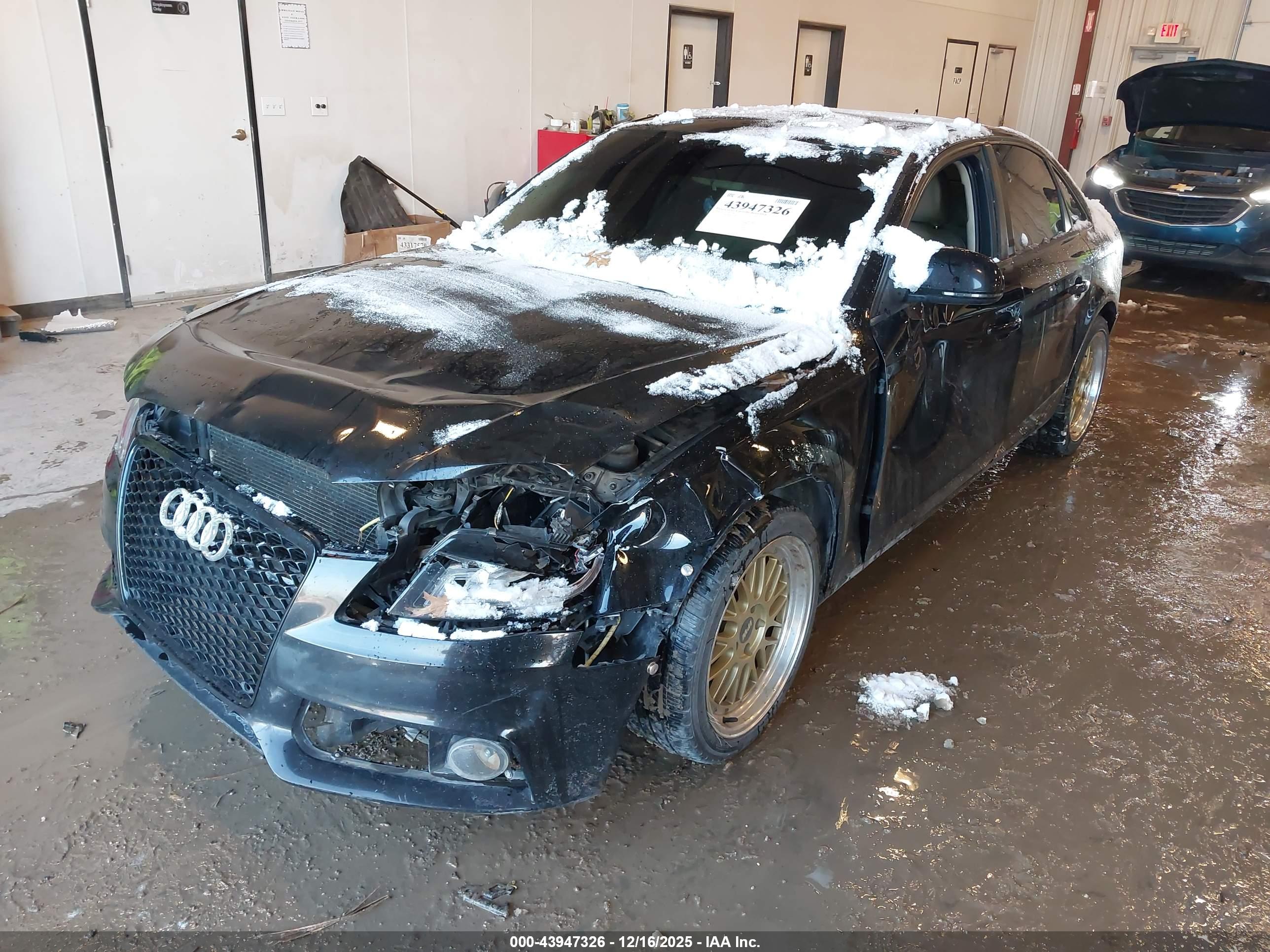 AUDI A4 image 2