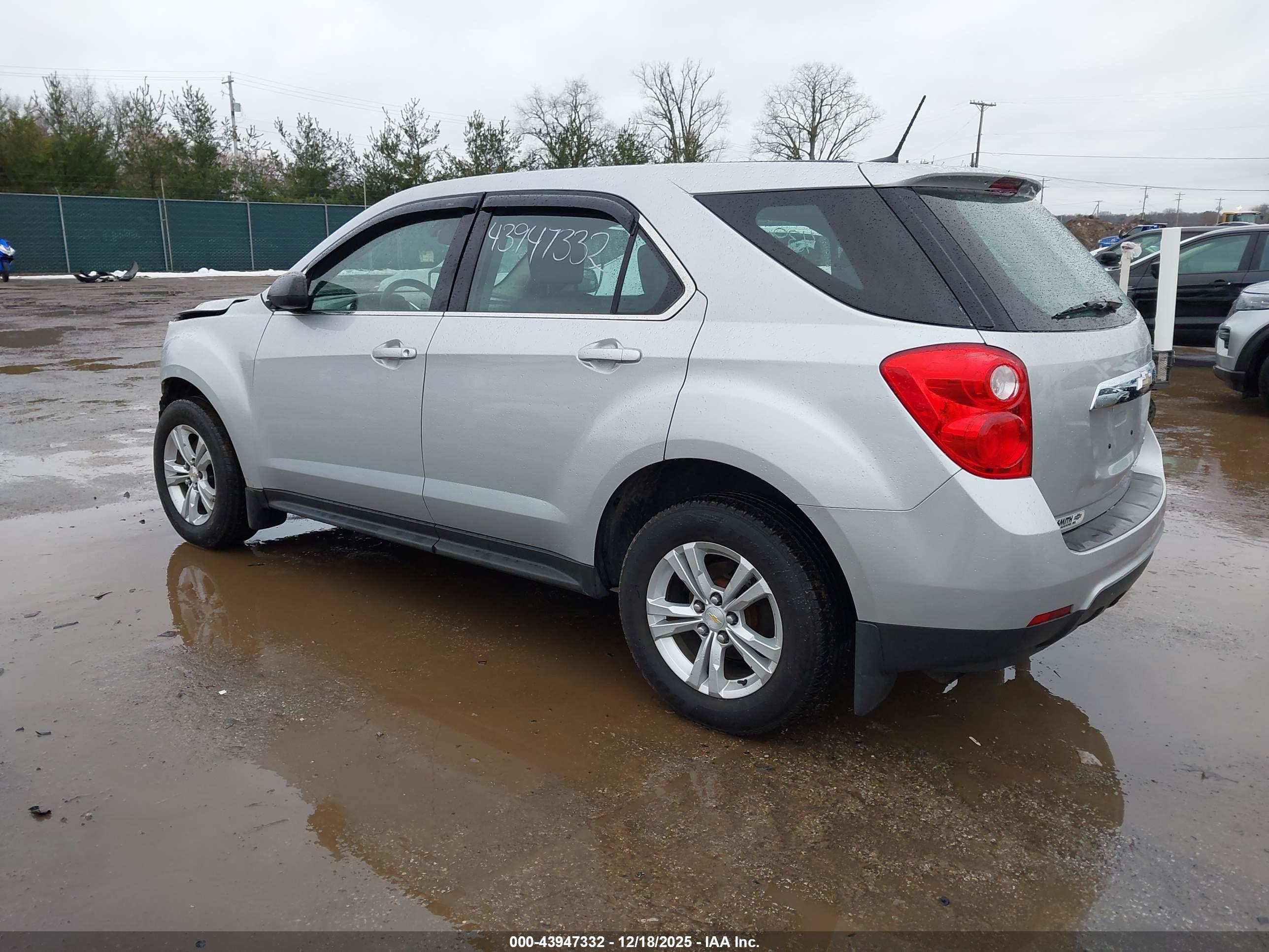 CHEVROLET EQUINOX image 3