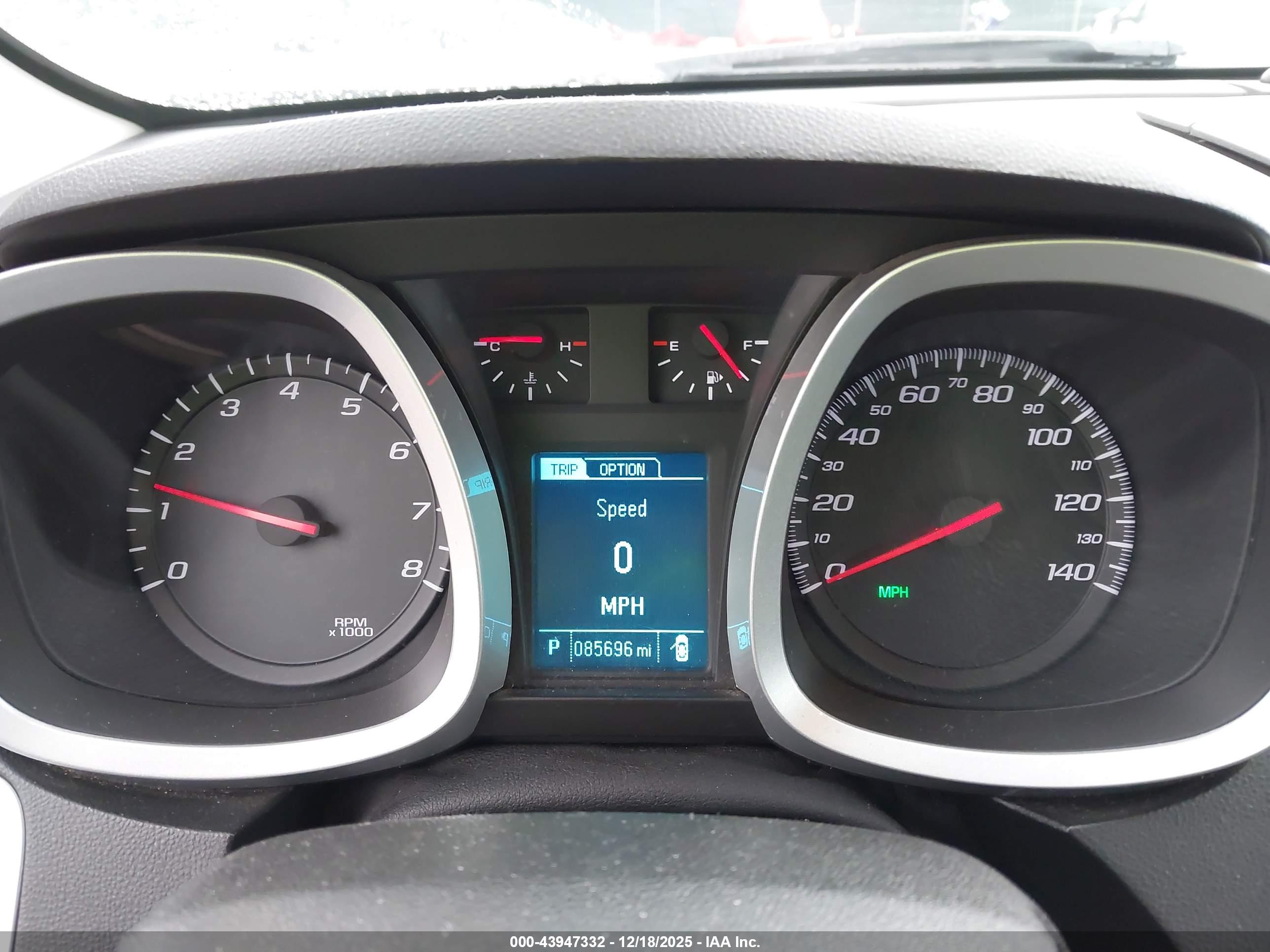 CHEVROLET EQUINOX image 7