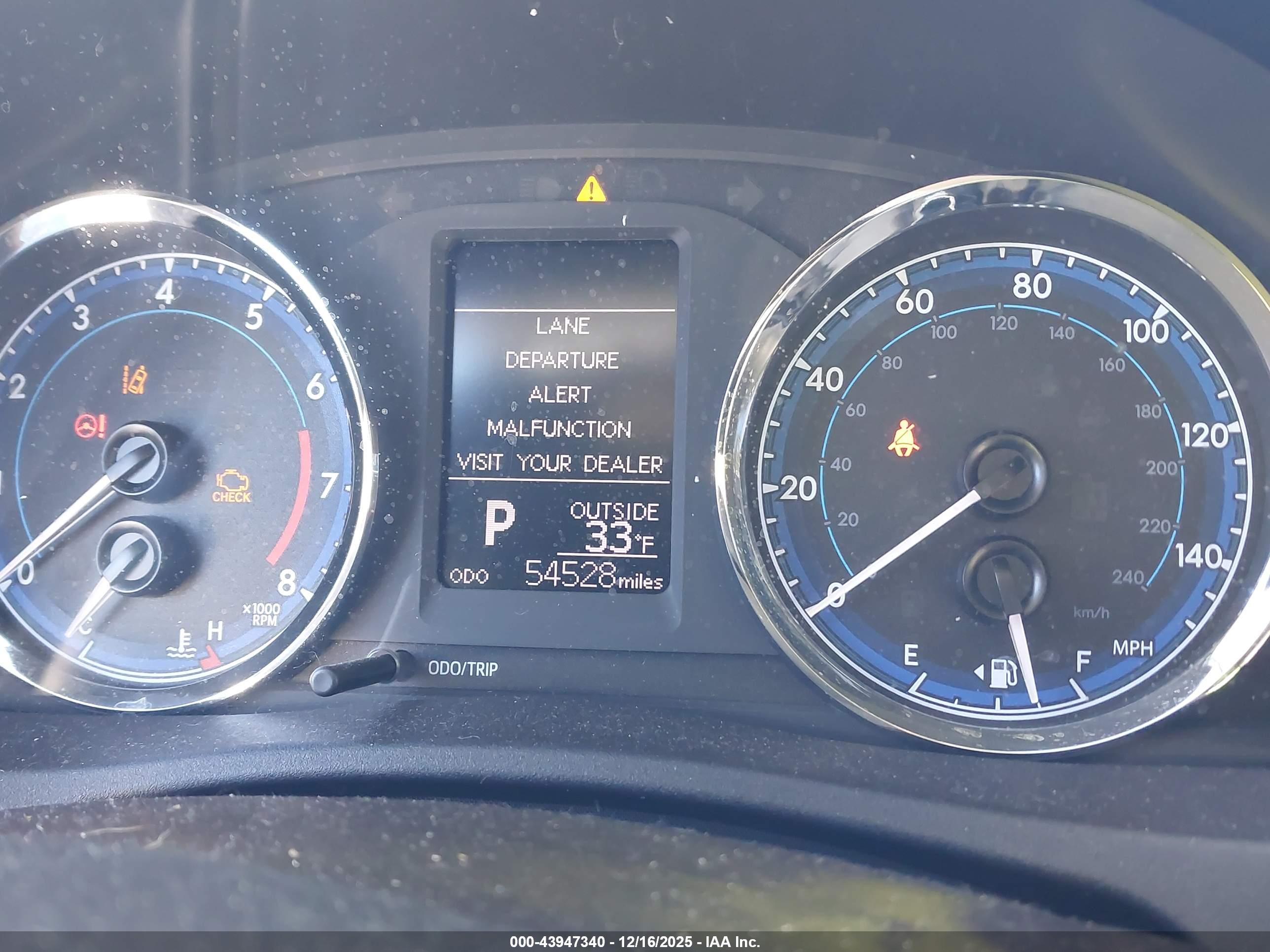 TOYOTA COROLLA image 7