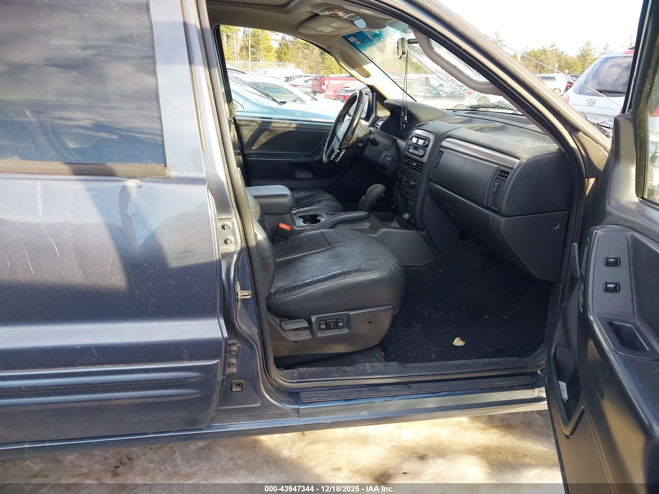 JEEP GRAND image 5