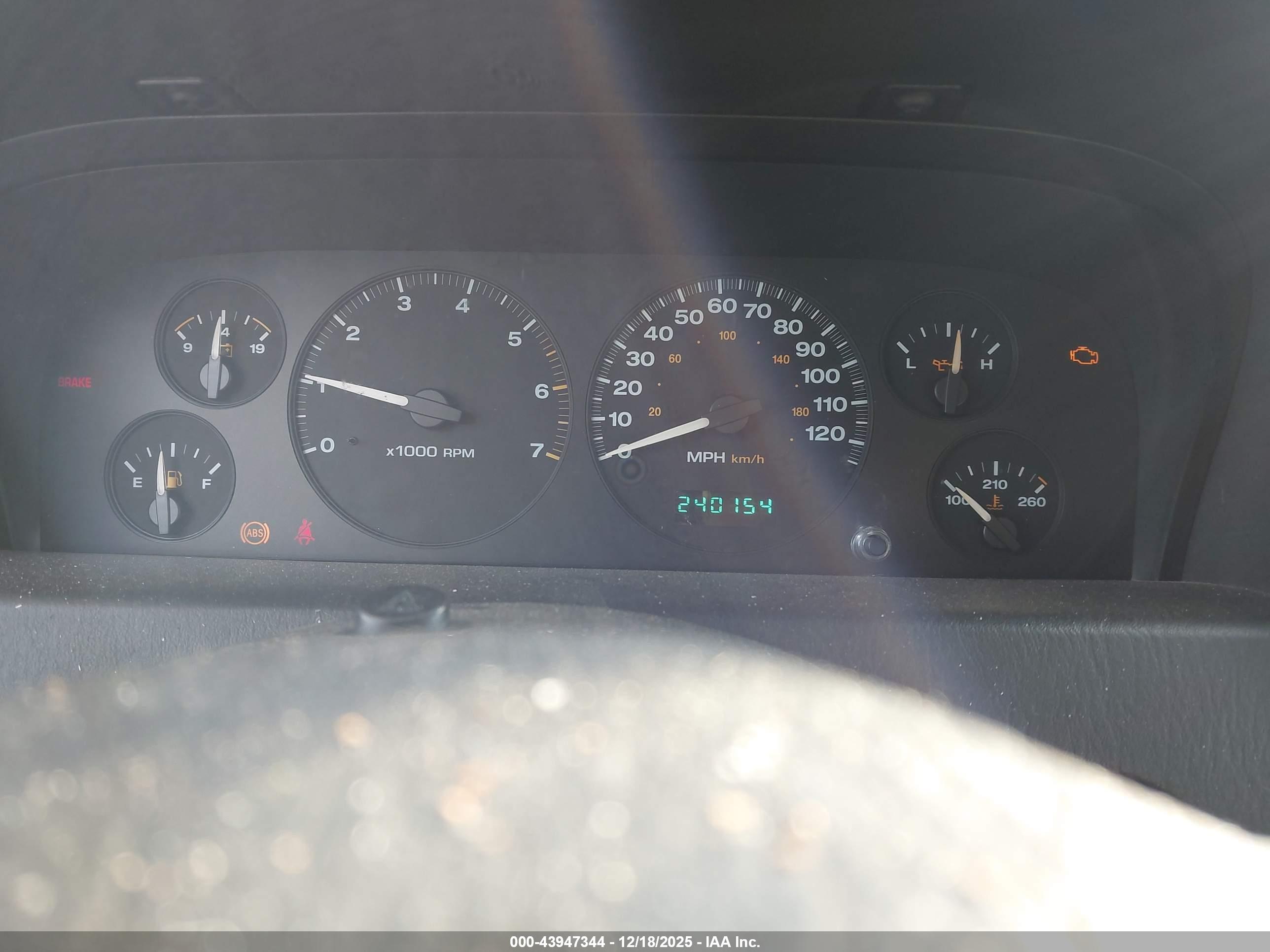 JEEP GRAND image 7