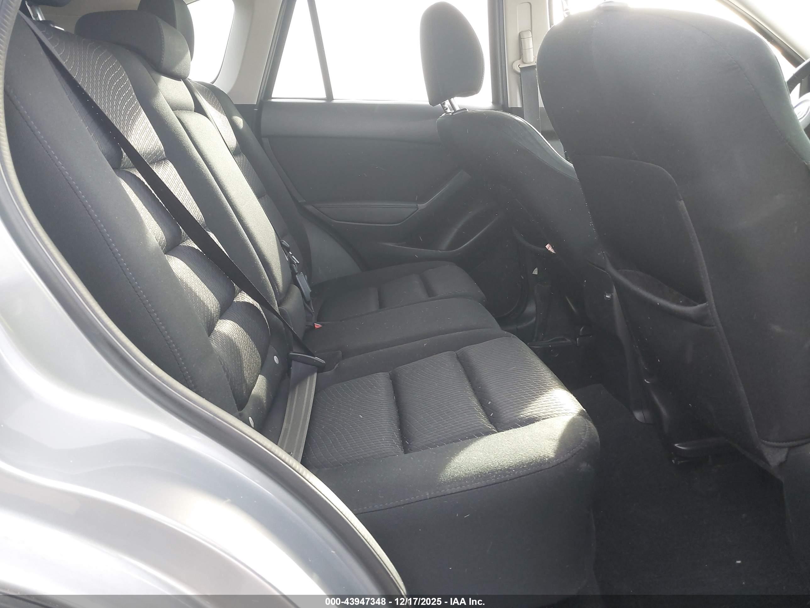 MAZDA CX-5 image 8