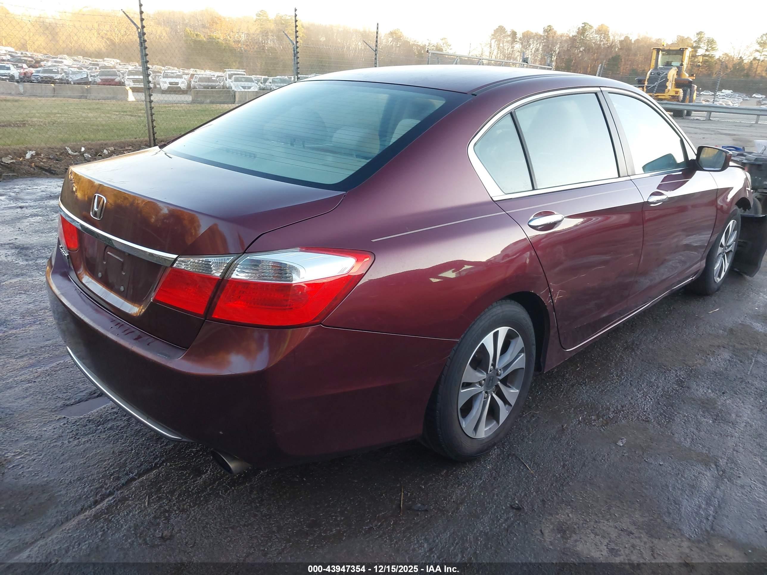 HONDA ACCORD image 4