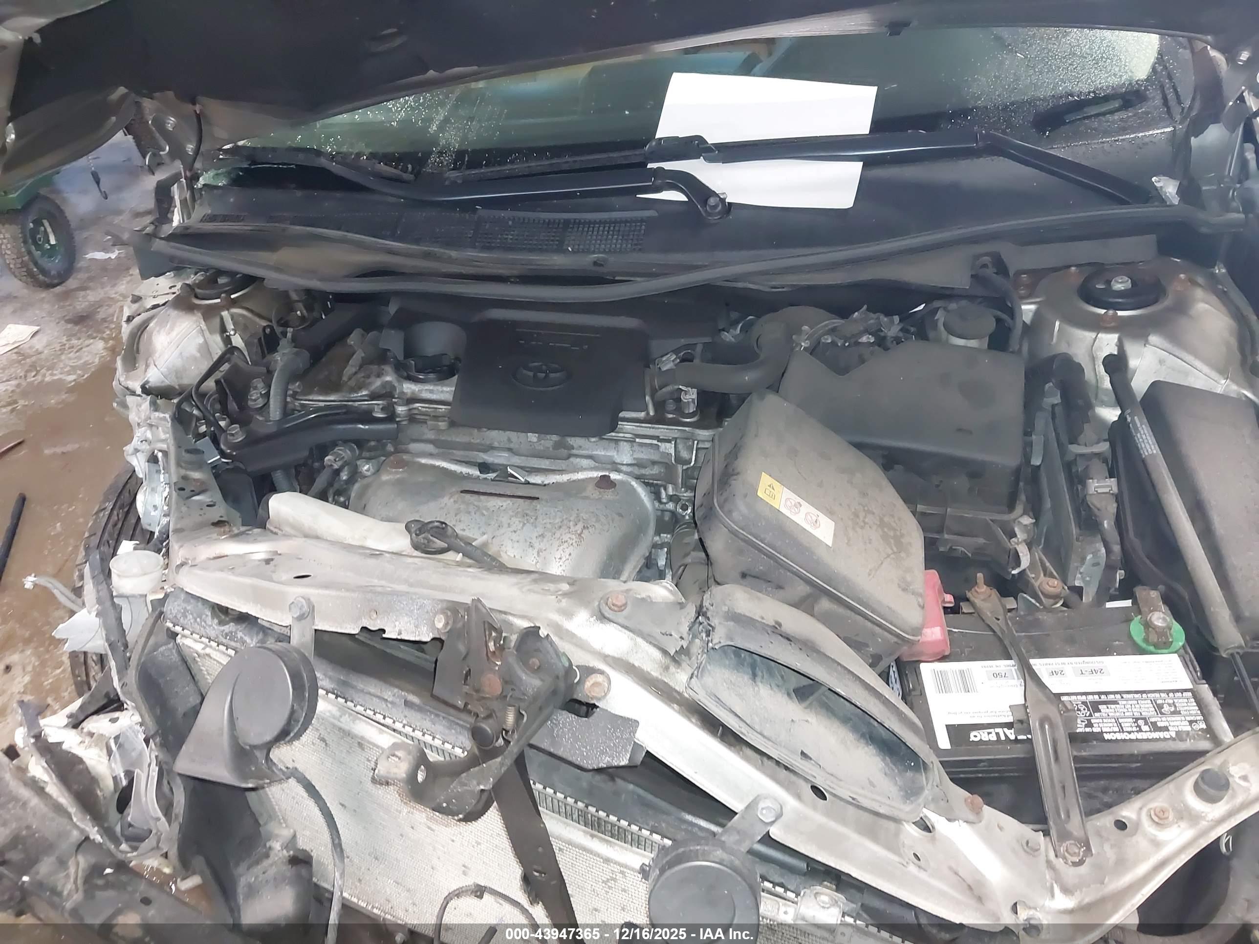 TOYOTA CAMRY image 10