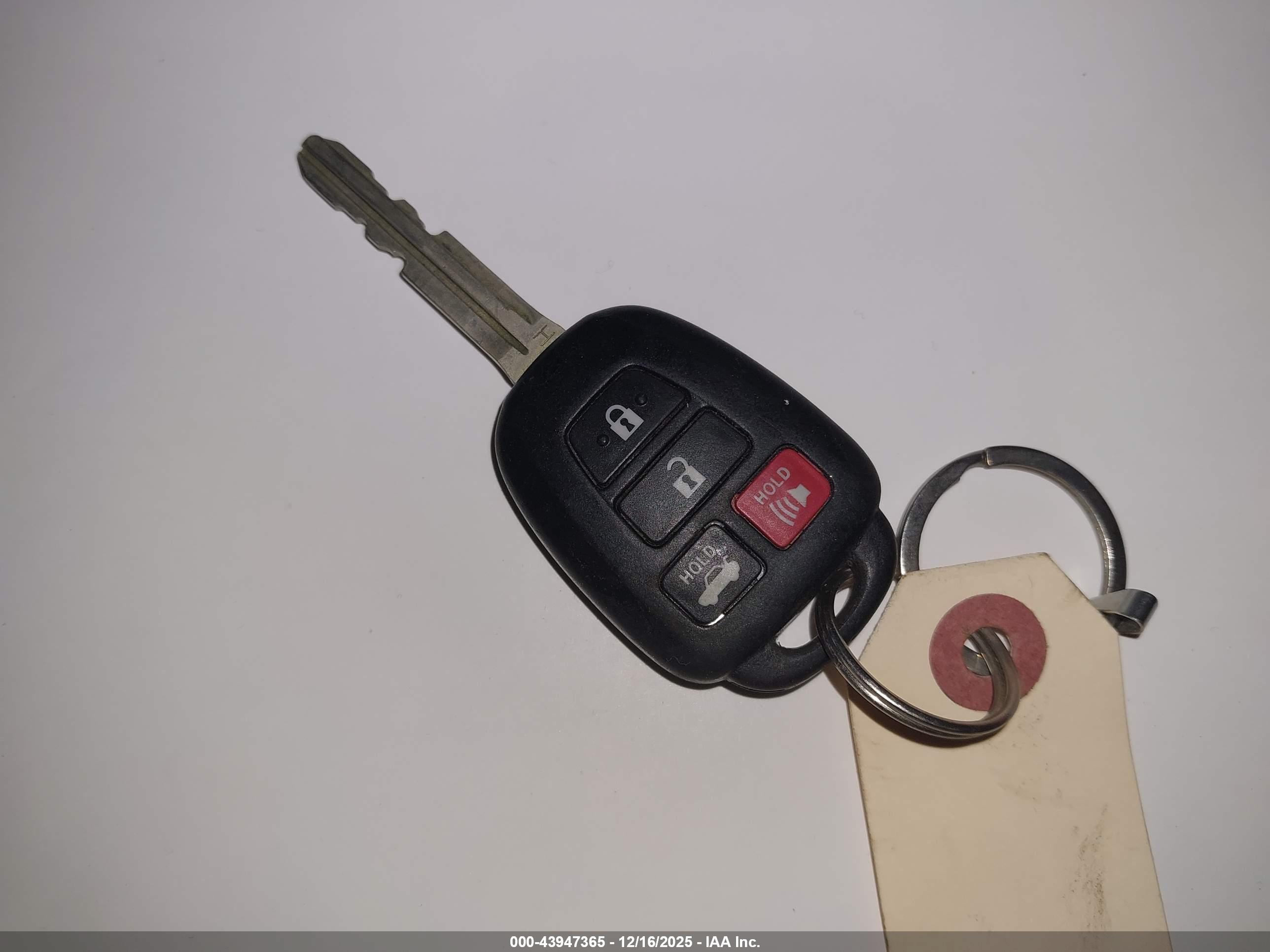 TOYOTA CAMRY image 11