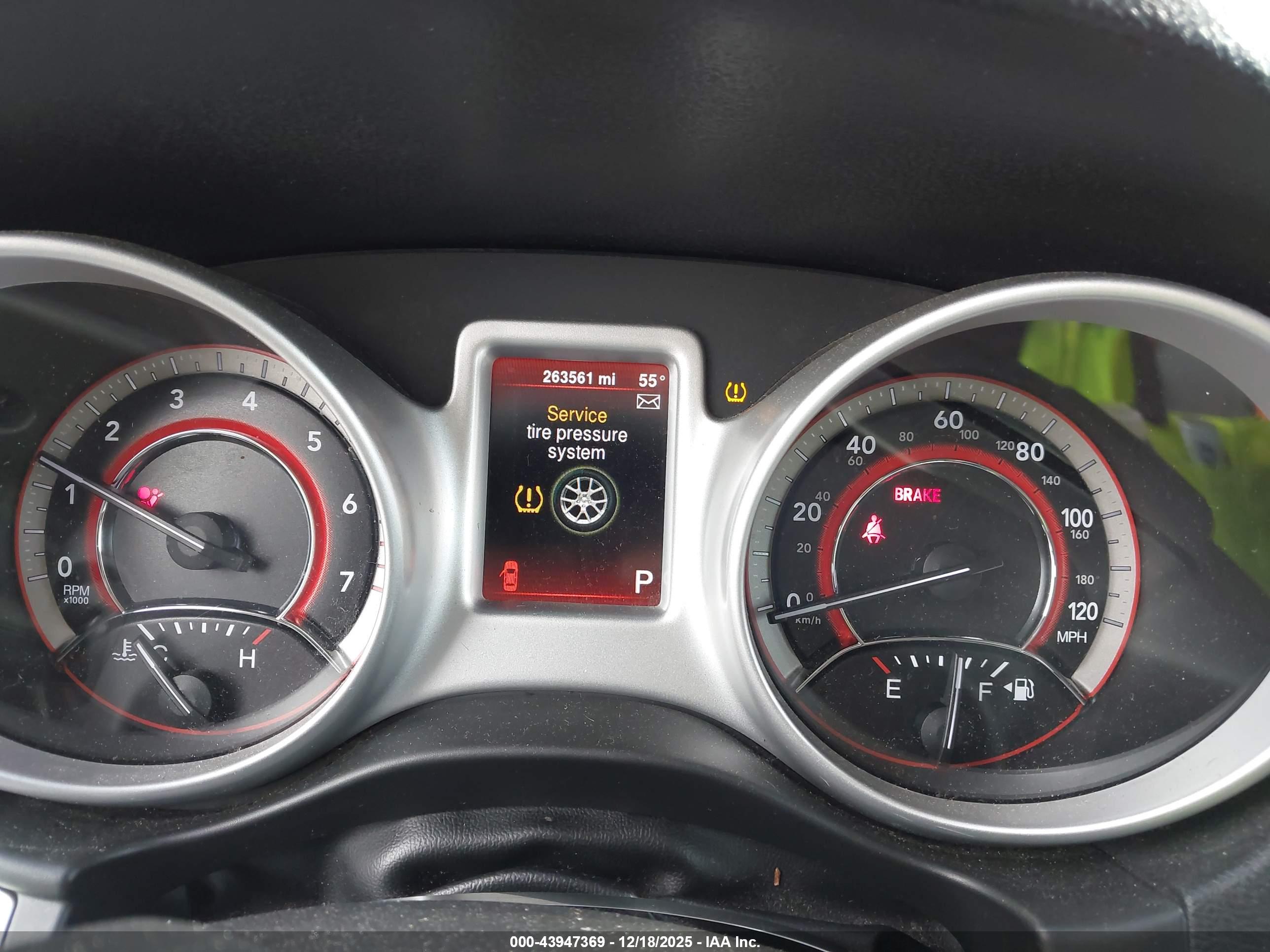 DODGE JOURNEY image 7