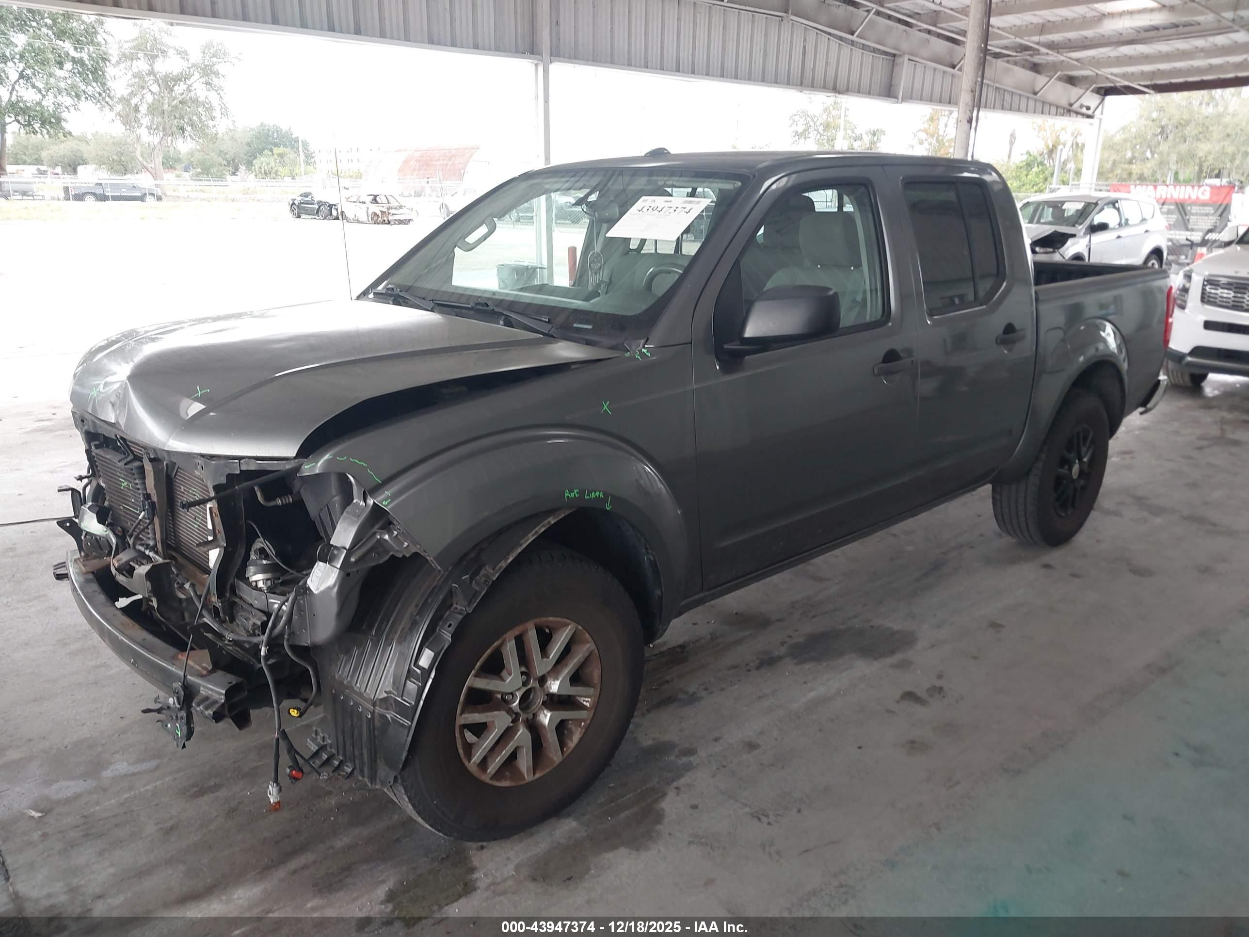 NISSAN FRONTIER image 2