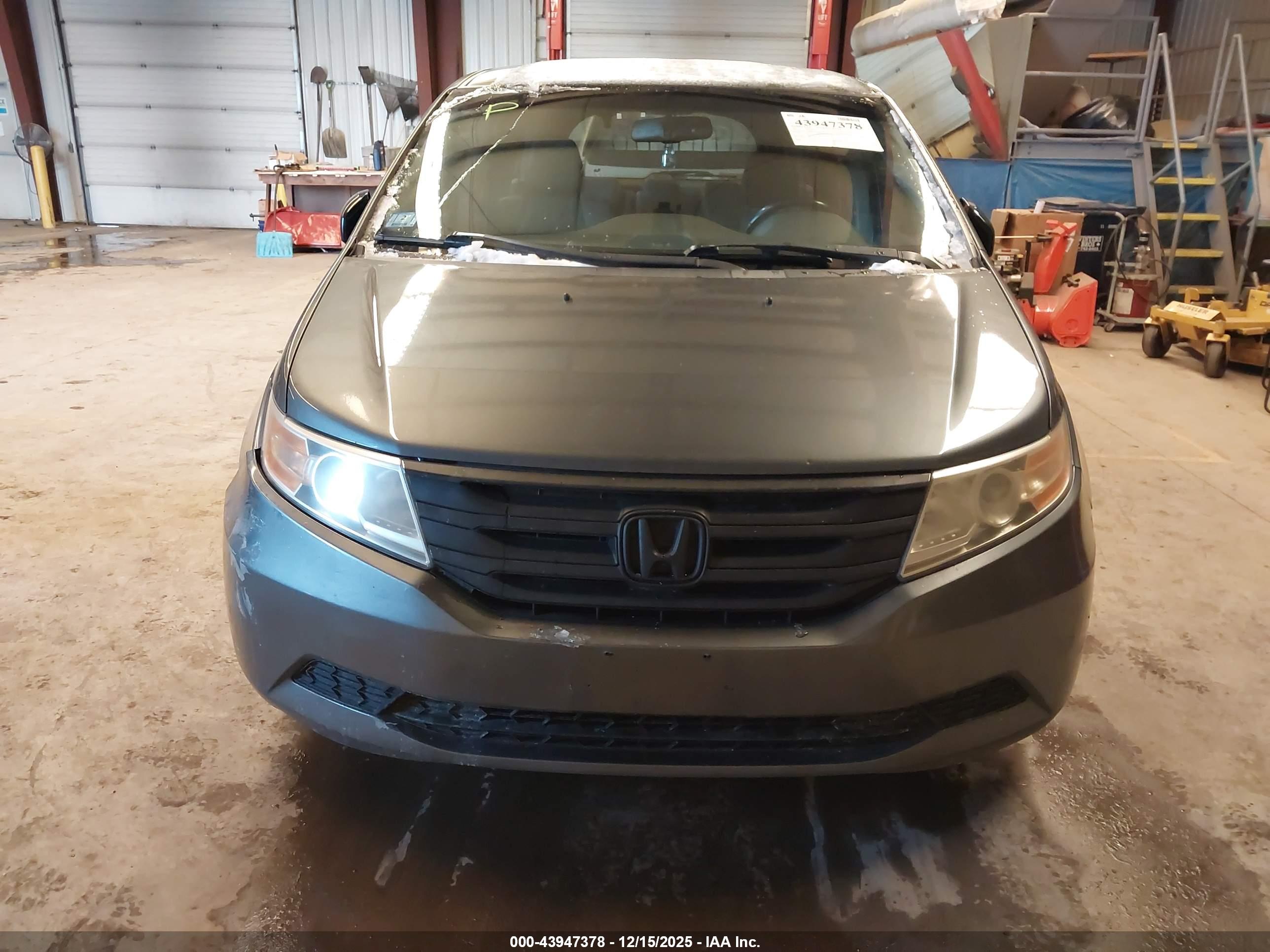 HONDA ODYSSEY image 6