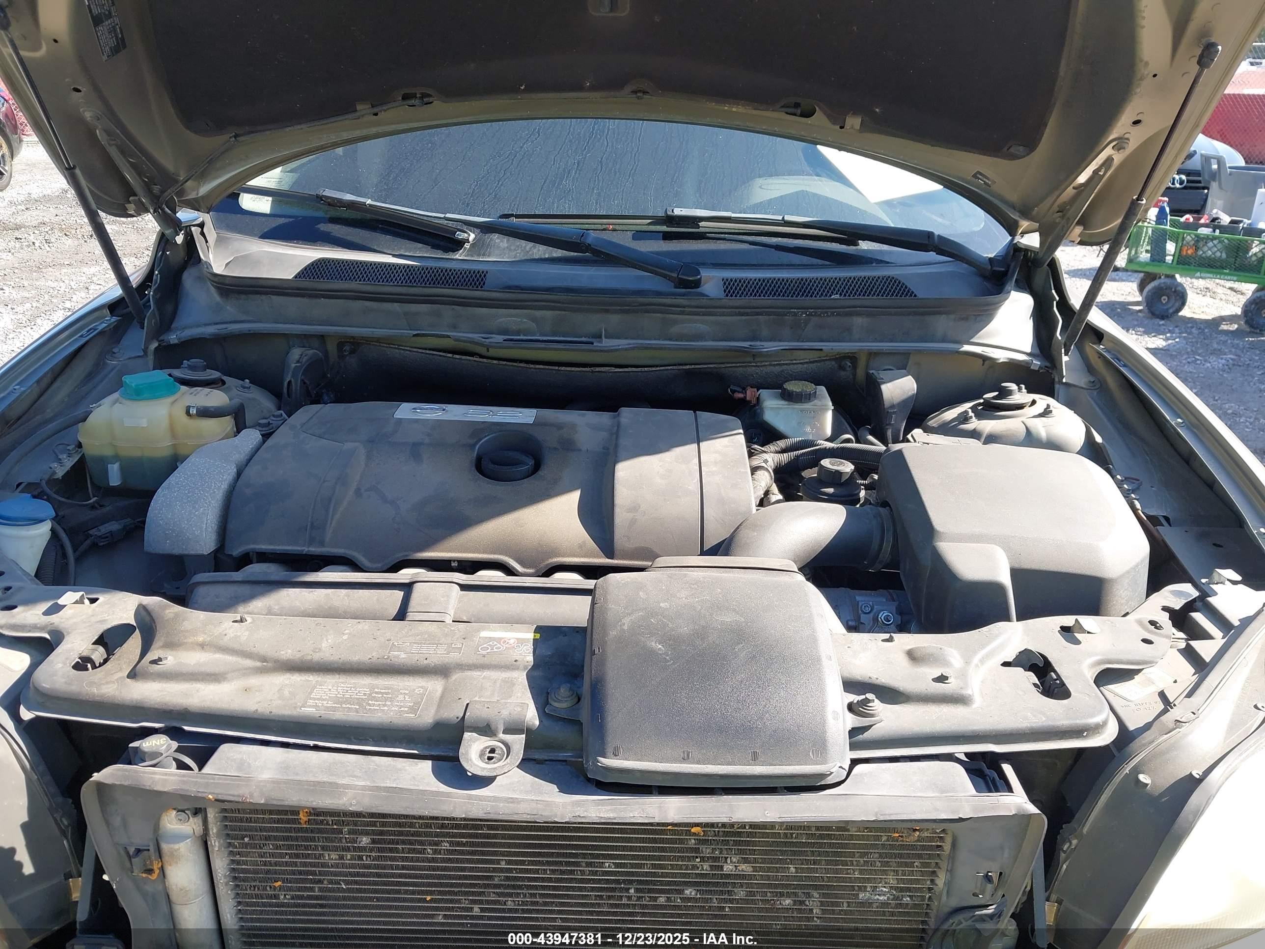 VOLVO XC90 image 10