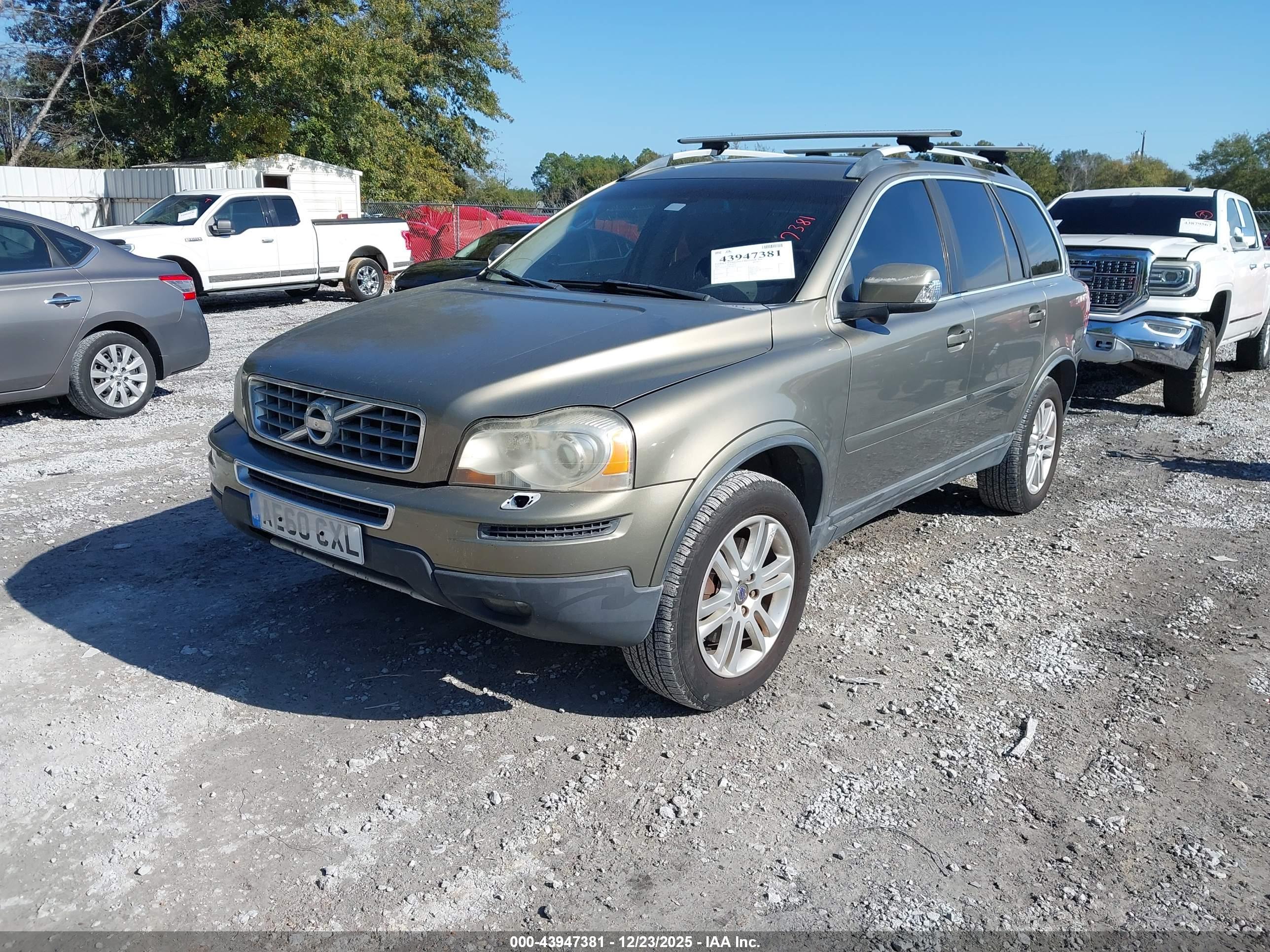 VOLVO XC90 image 2