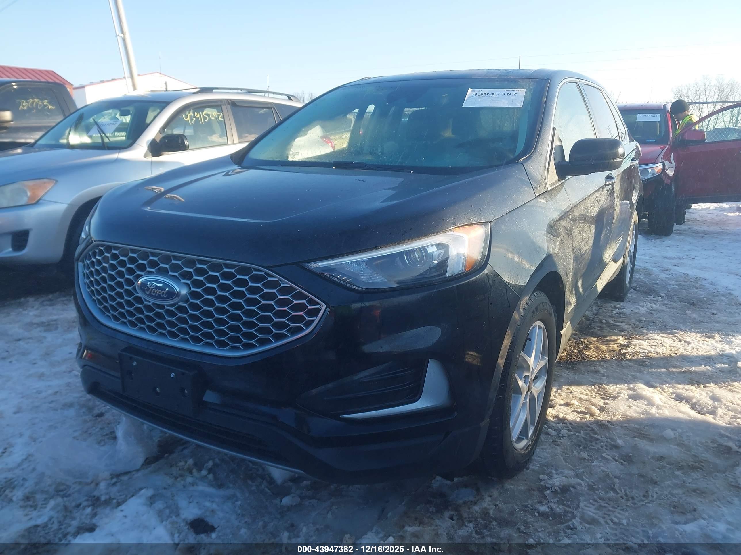 FORD EDGE image 2