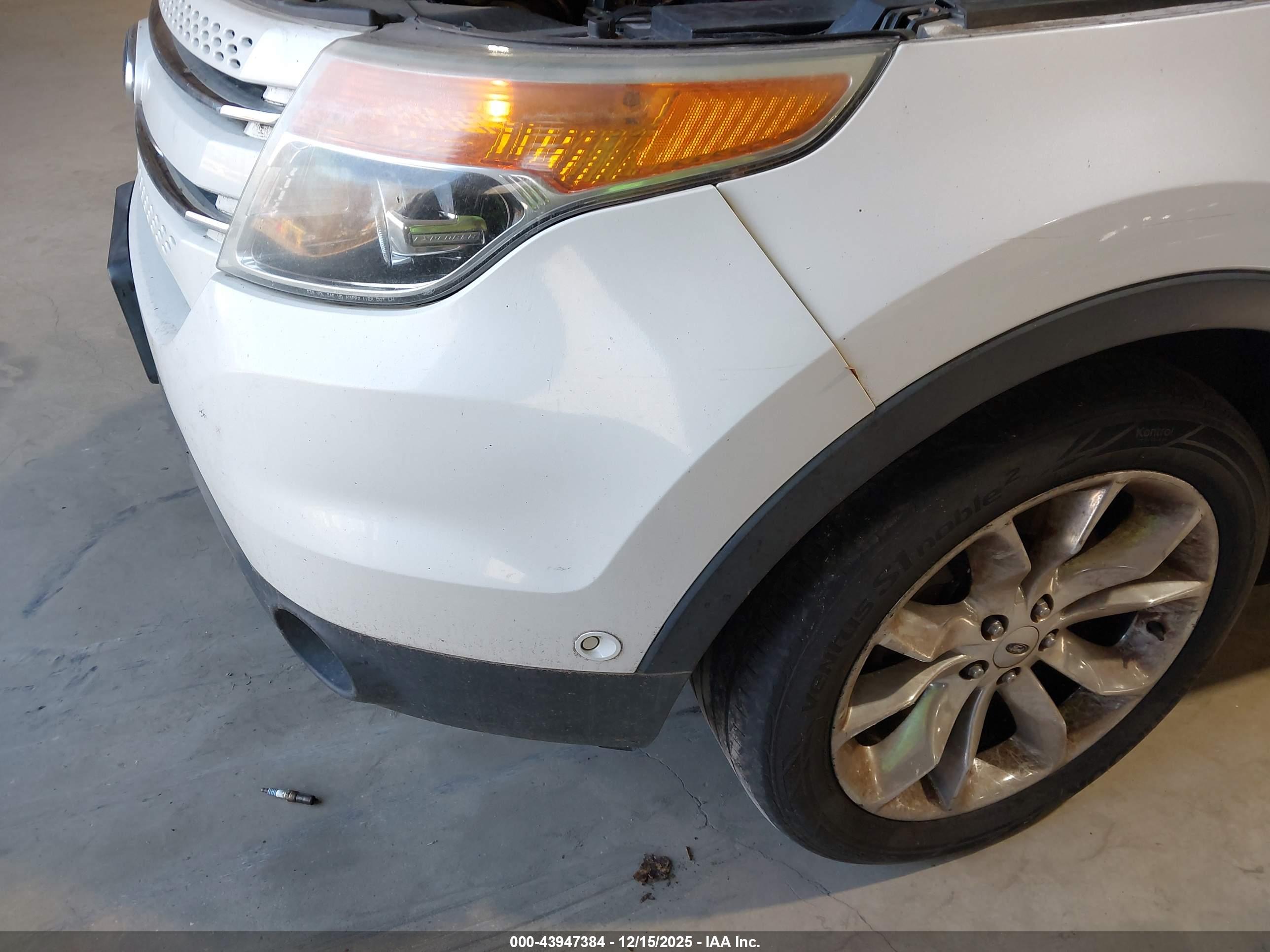 FORD EXPLORER image 6