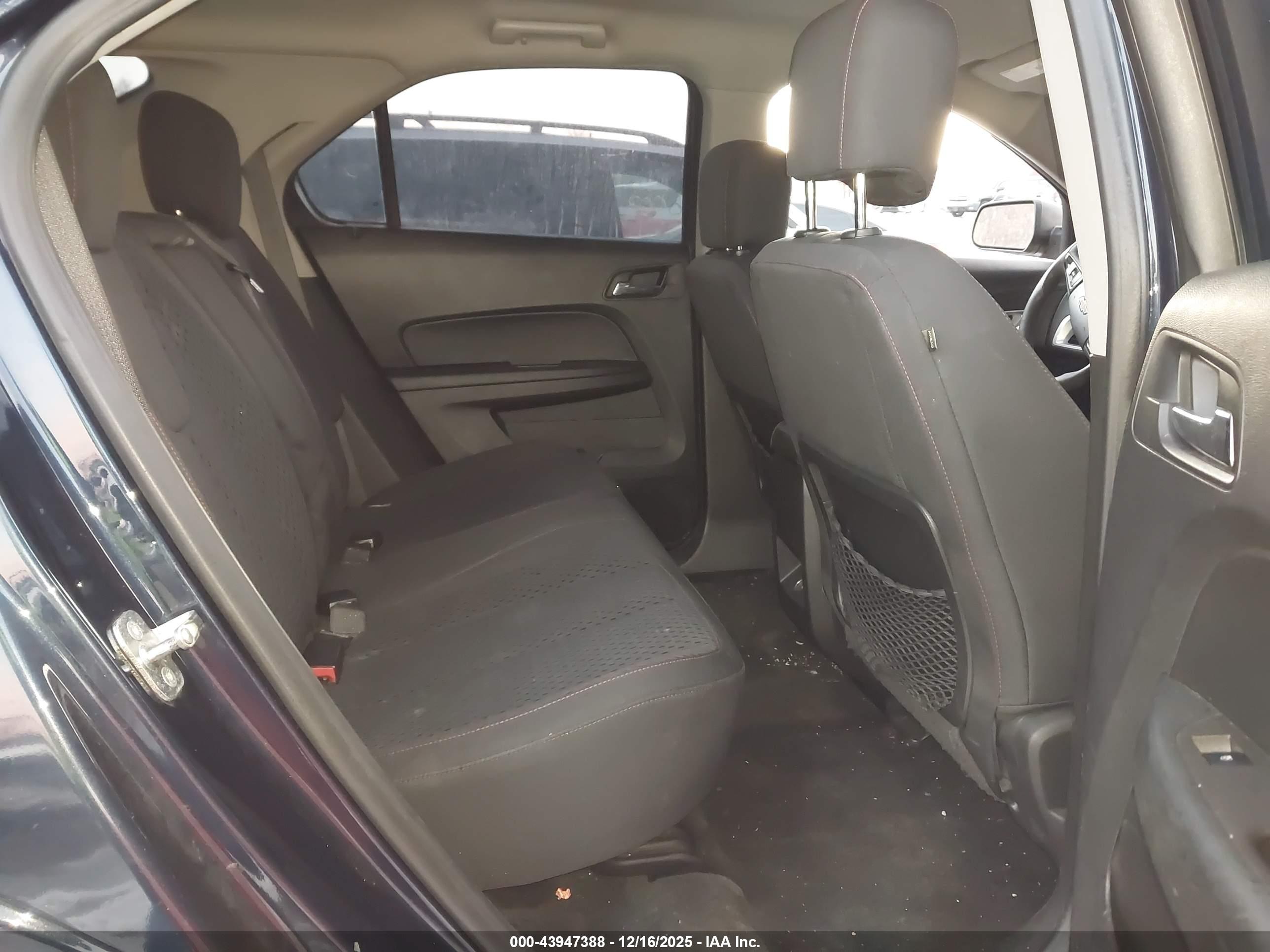 CHEVROLET EQUINOX image 8