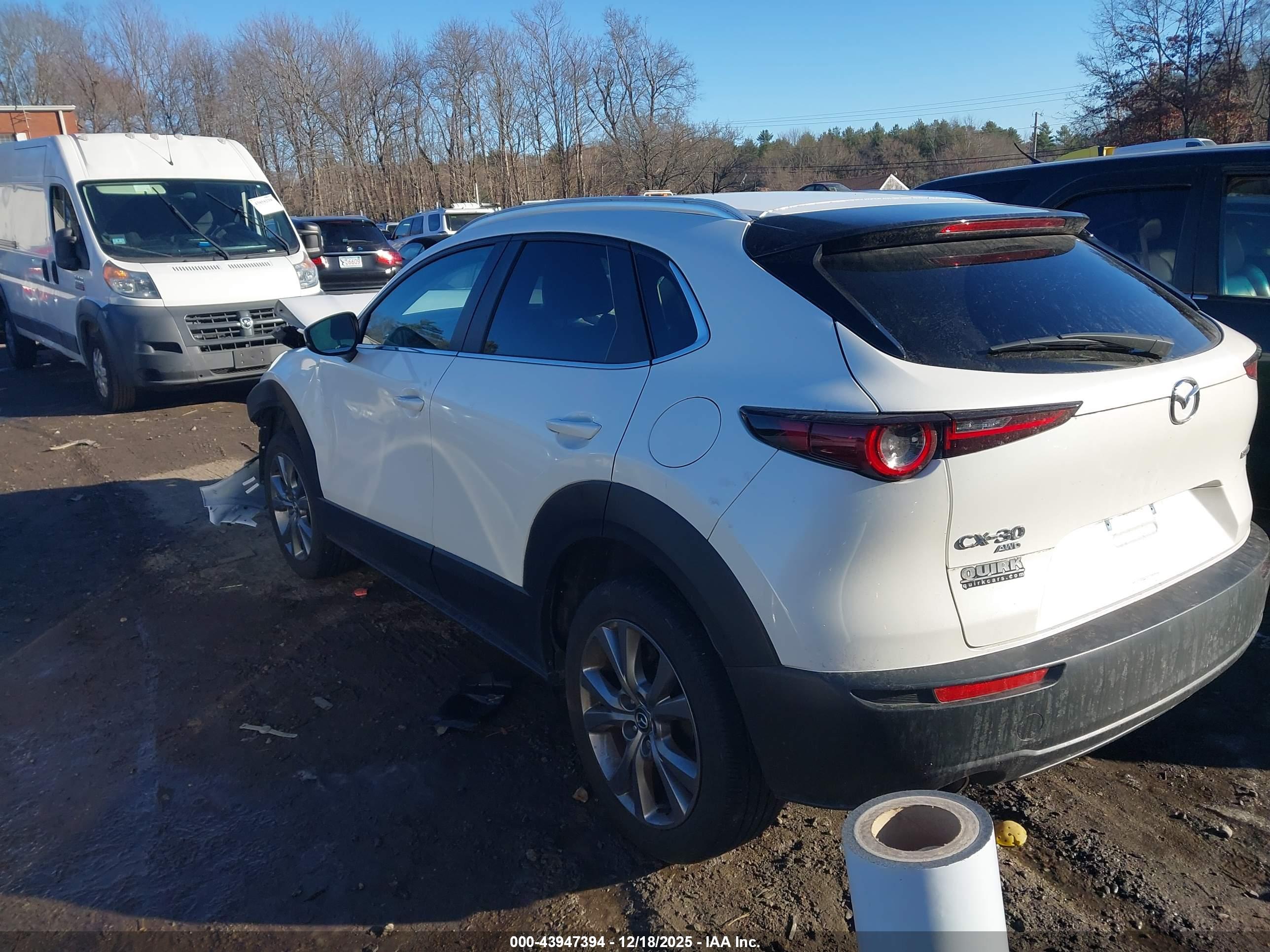MAZDA CX-30 image 3