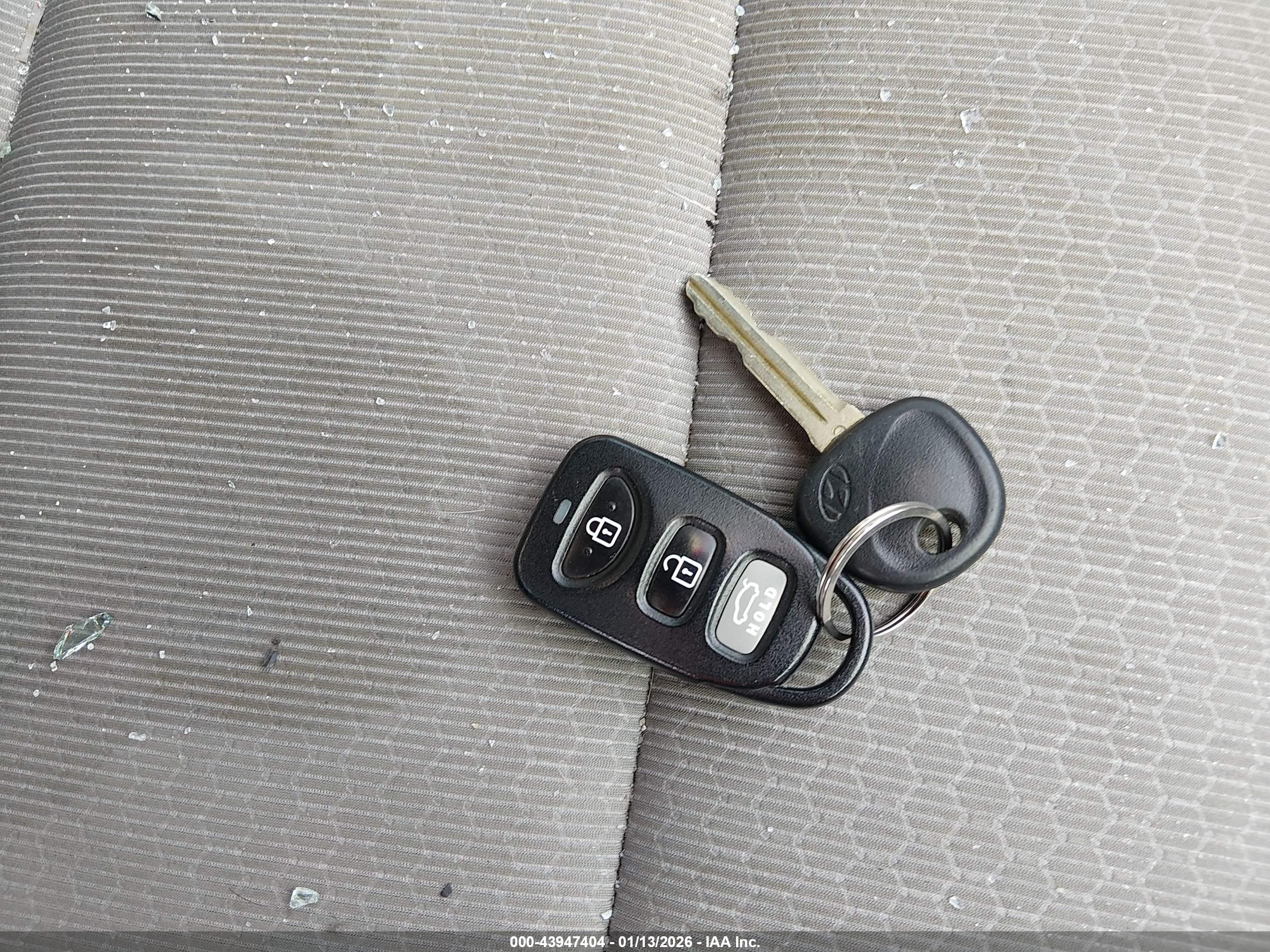 HYUNDAI ELANTRA image 11